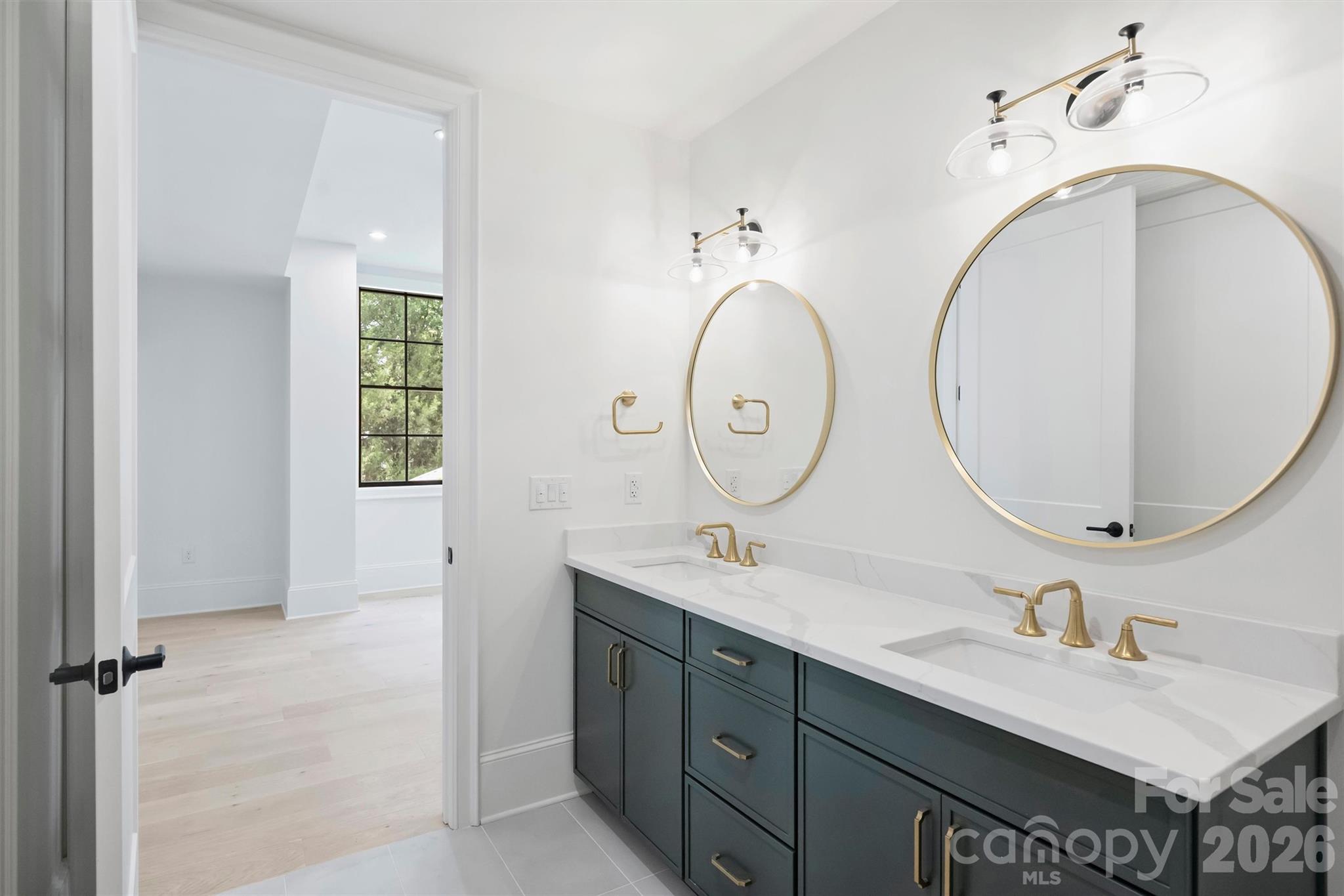 Condominium at 409 Queens Road, Charlotte, photo 35 of 48