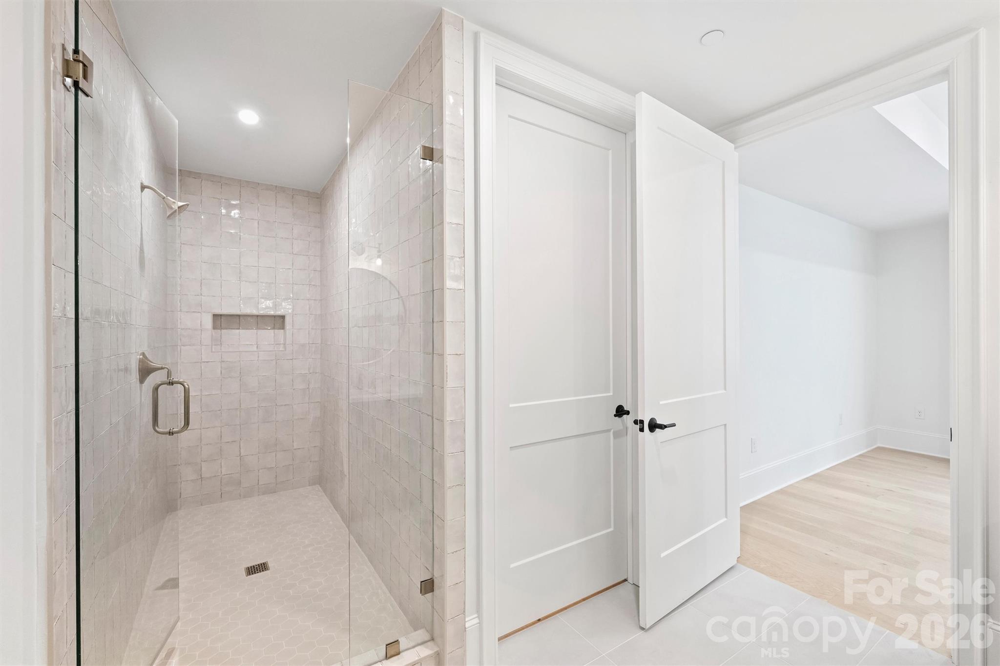 Condominium at 409 Queens Road, Charlotte, photo 36 of 48