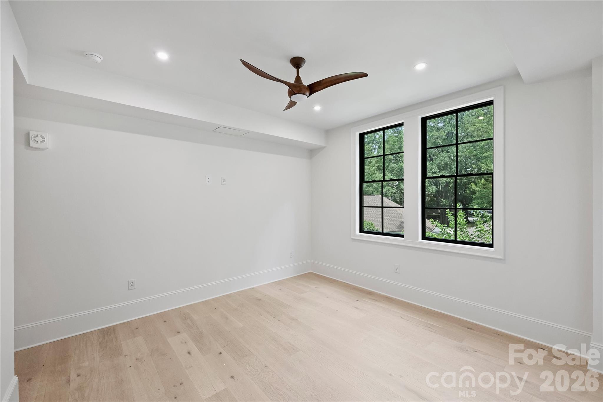 Condominium at 409 Queens Road, Charlotte, photo 38 of 48