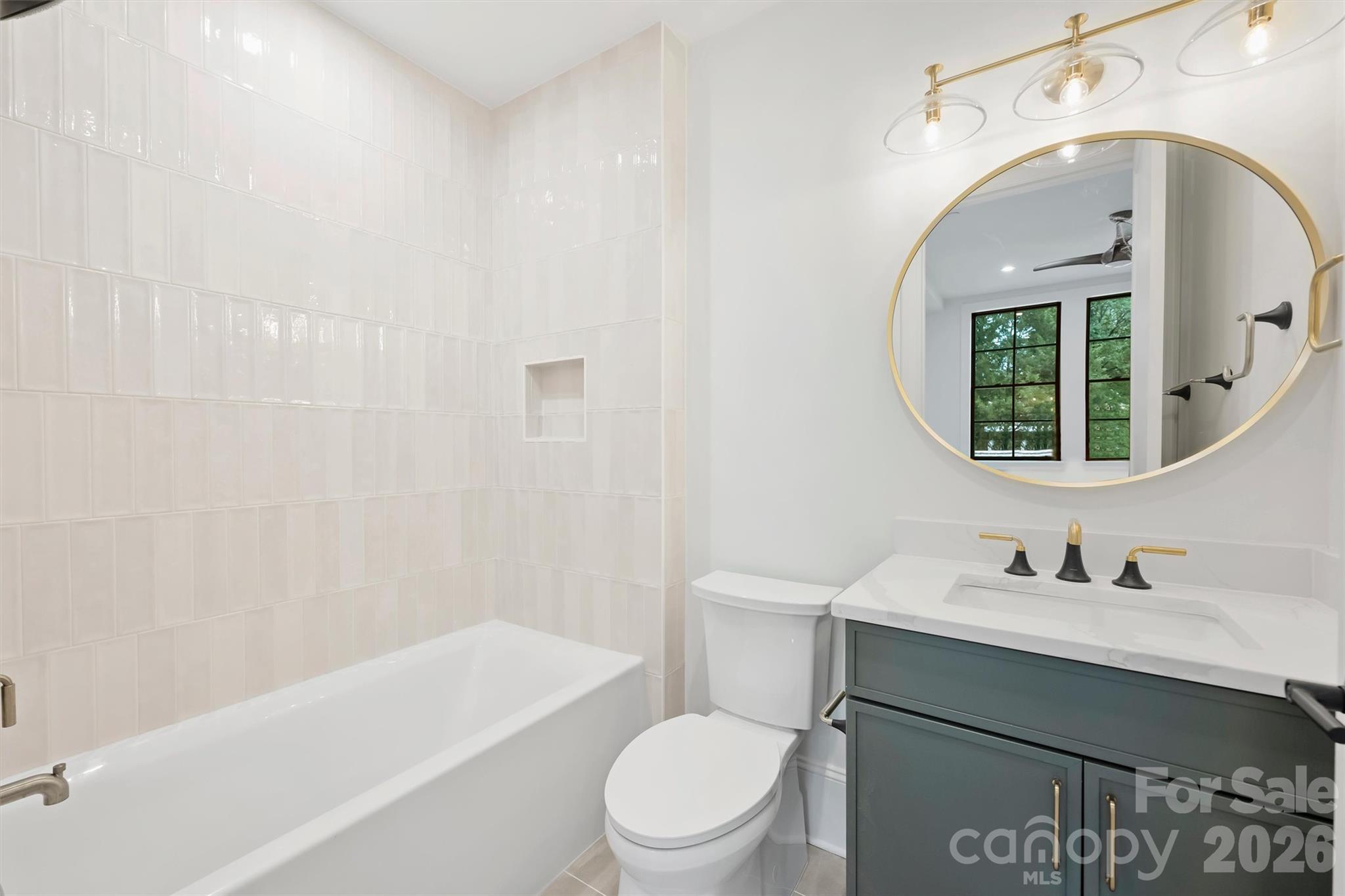 Condominium at 409 Queens Road, Charlotte, photo 39 of 48