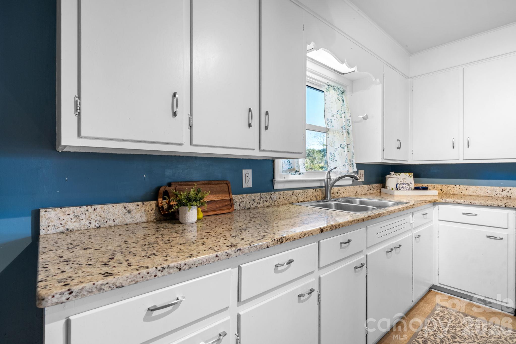 Stone Counter tops - 118 Whitley Road, Morganton