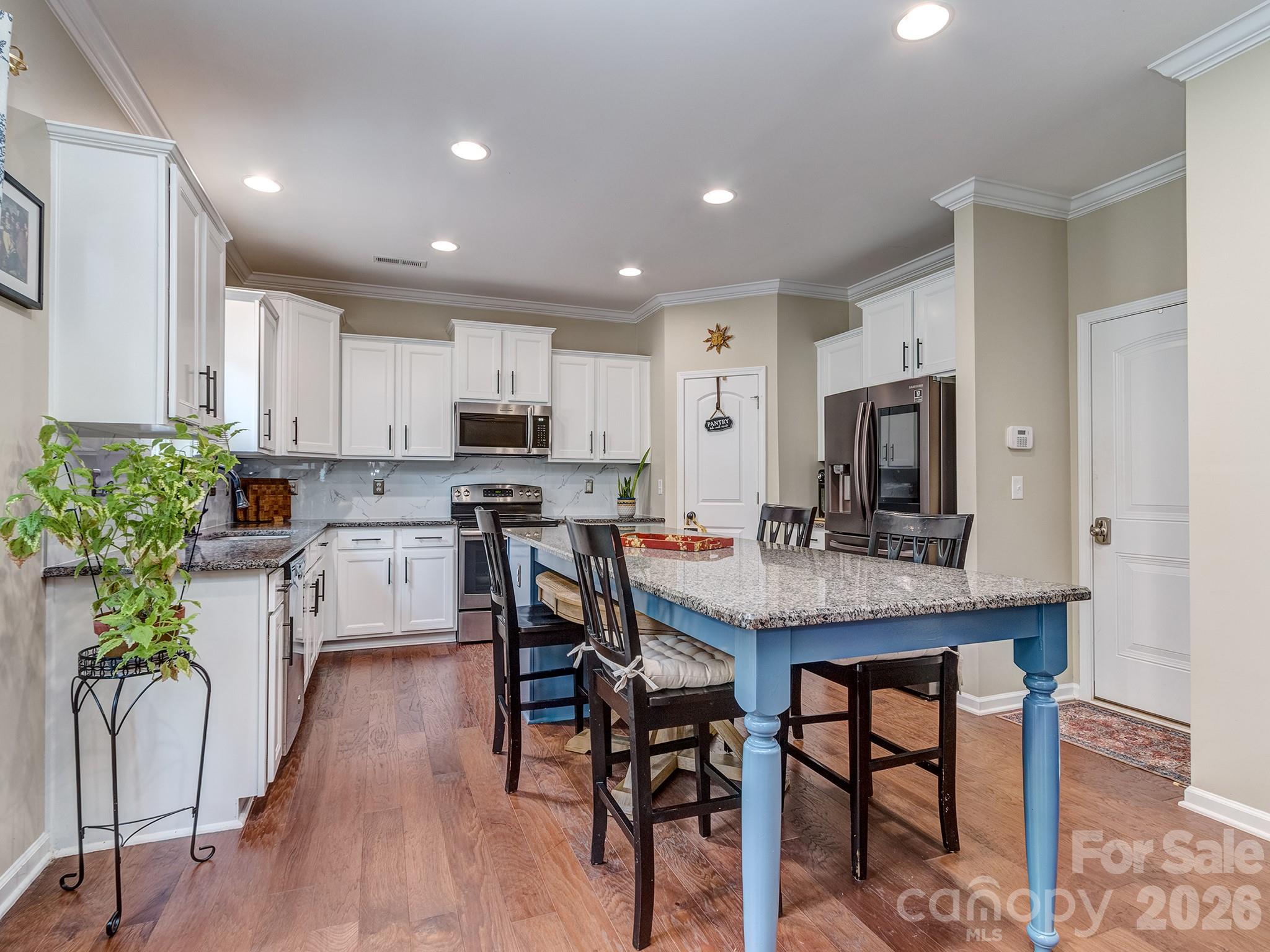 Single Family Residence at 3910 Martele Drive, Mint Hill, photo 9 of 23
