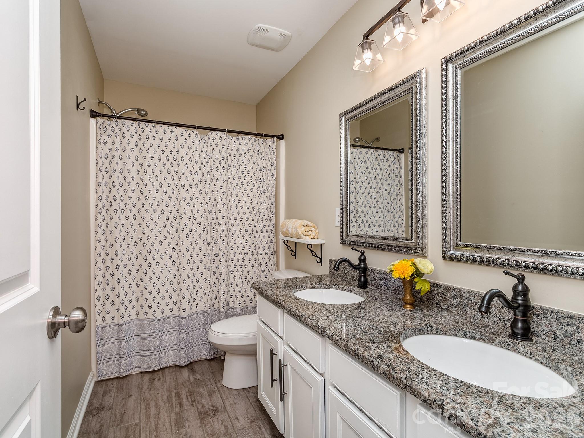 Single Family Residence at 3910 Martele Drive, Mint Hill, photo 19 of 23