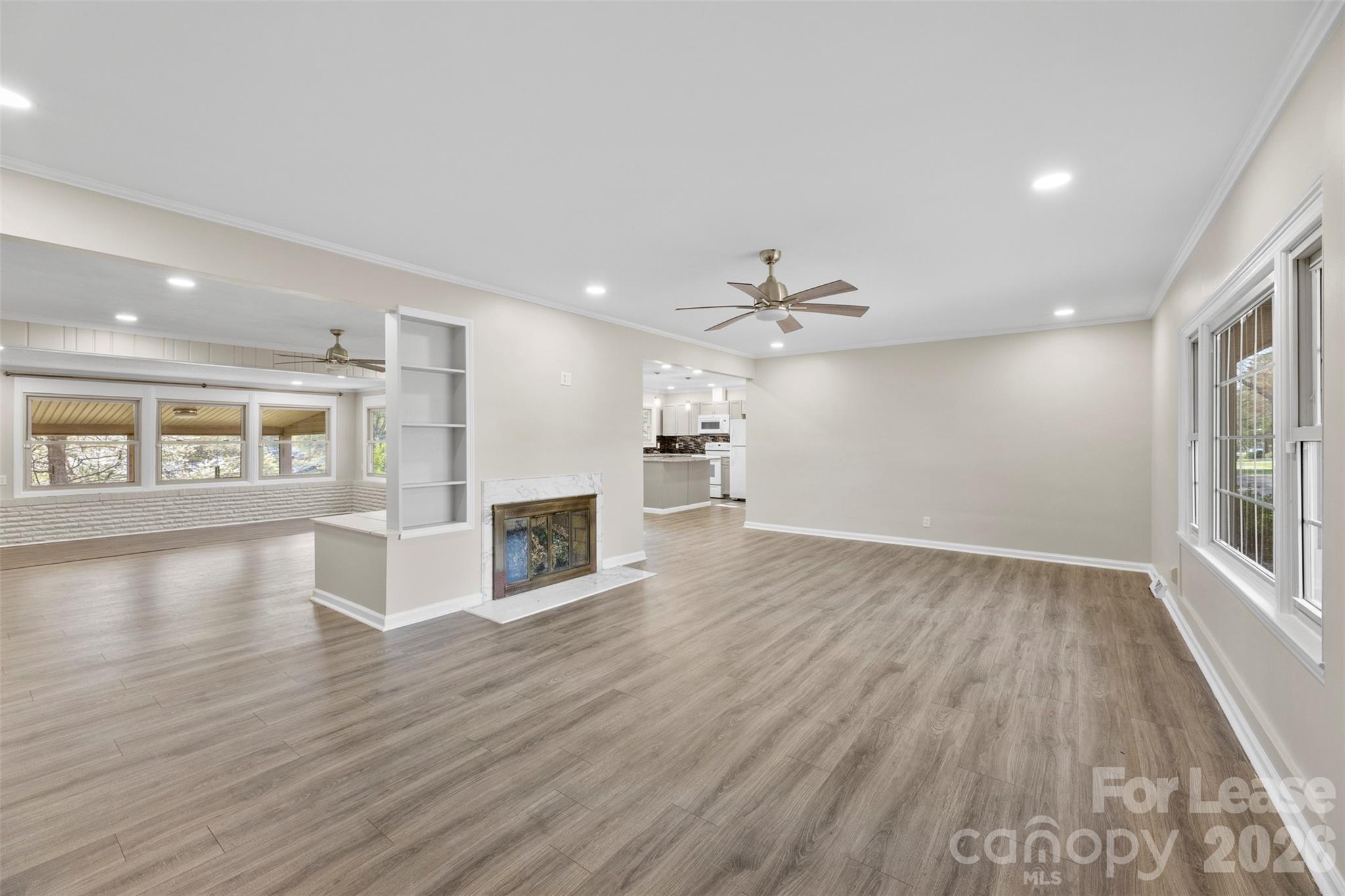 Single Family Residence at 420 Downey Place, Gastonia, photo 3 of 26
