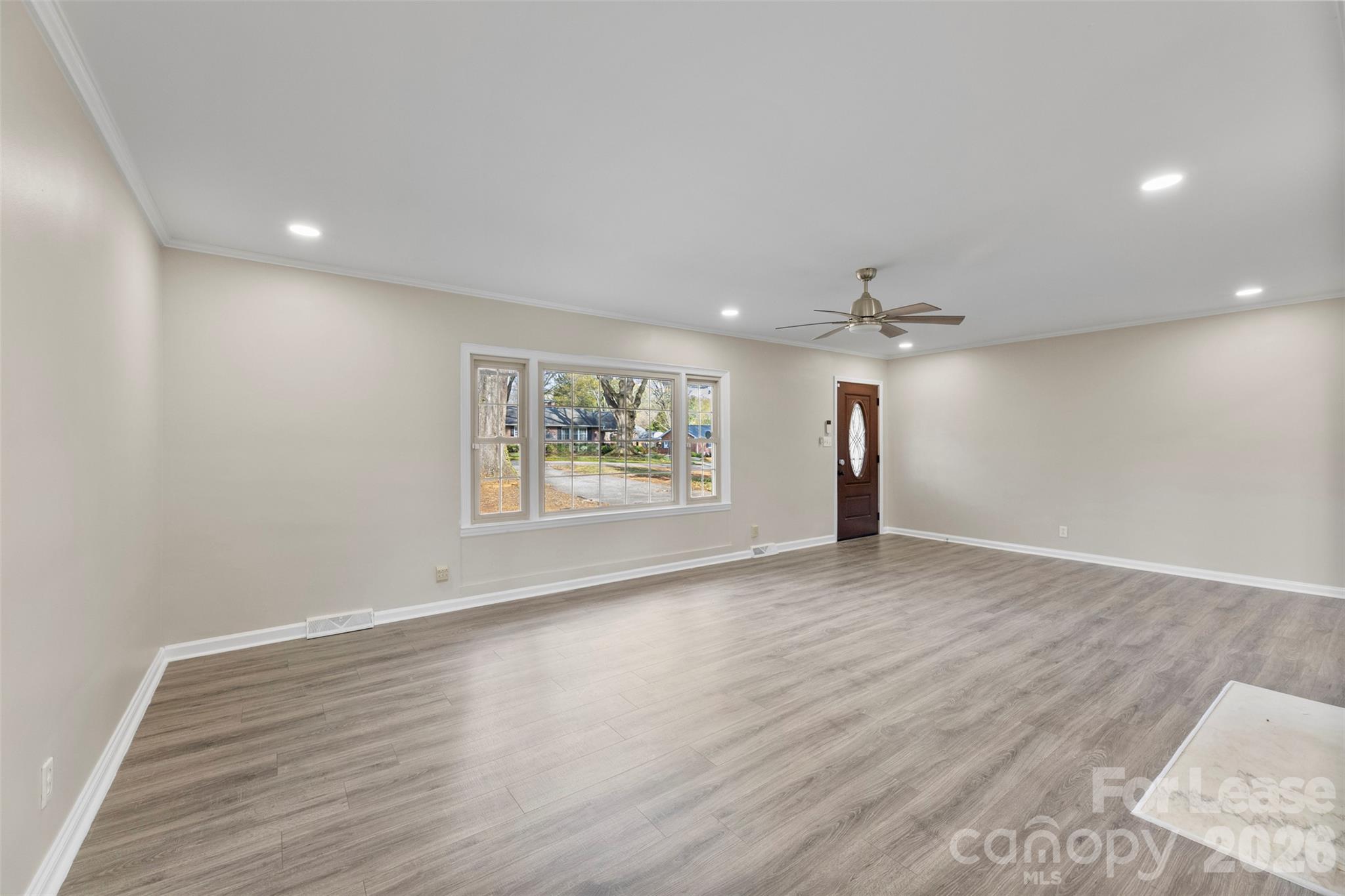 Single Family Residence at 420 Downey Place, Gastonia, photo 4 of 26