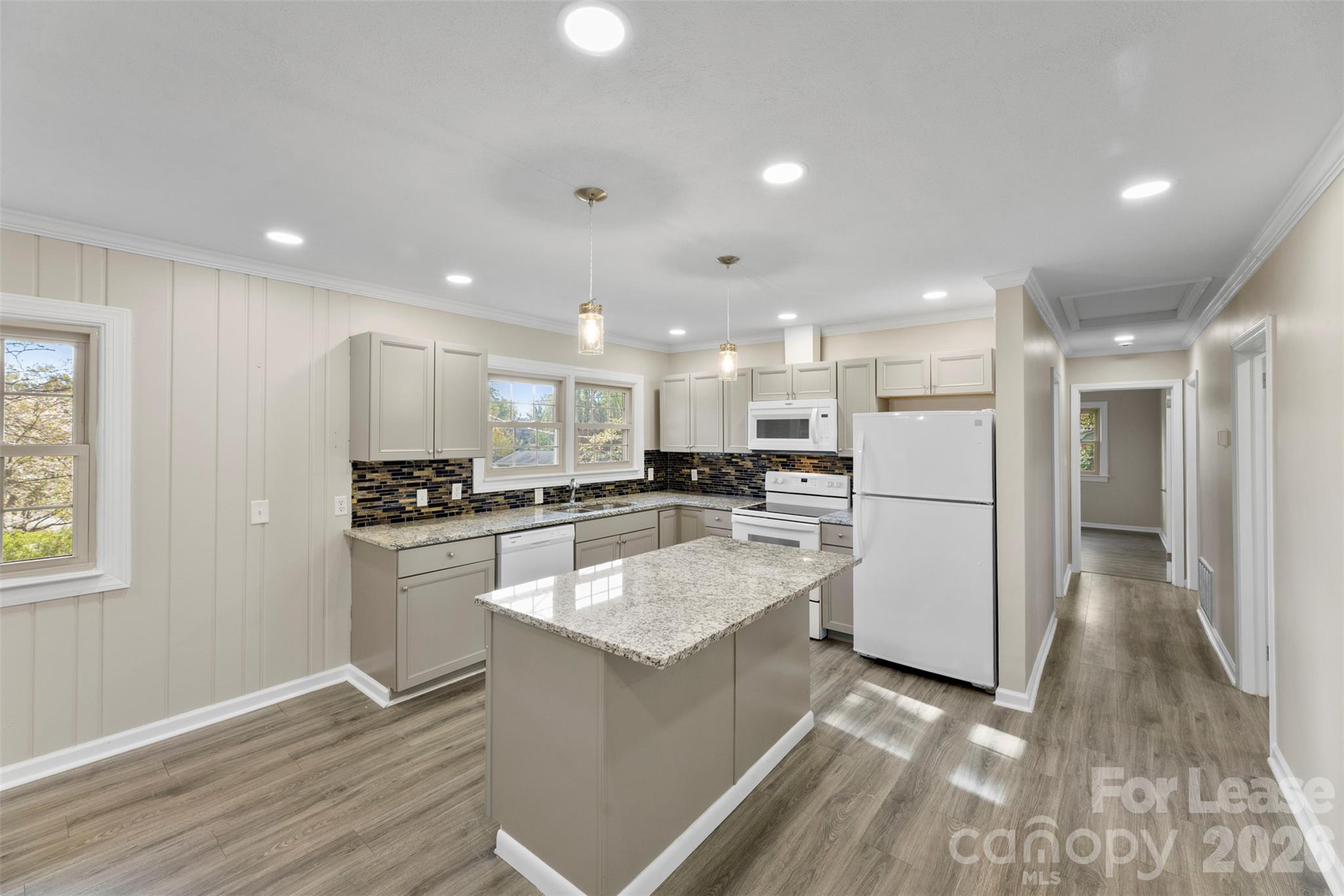 Single Family Residence at 420 Downey Place, Gastonia, photo 5 of 26