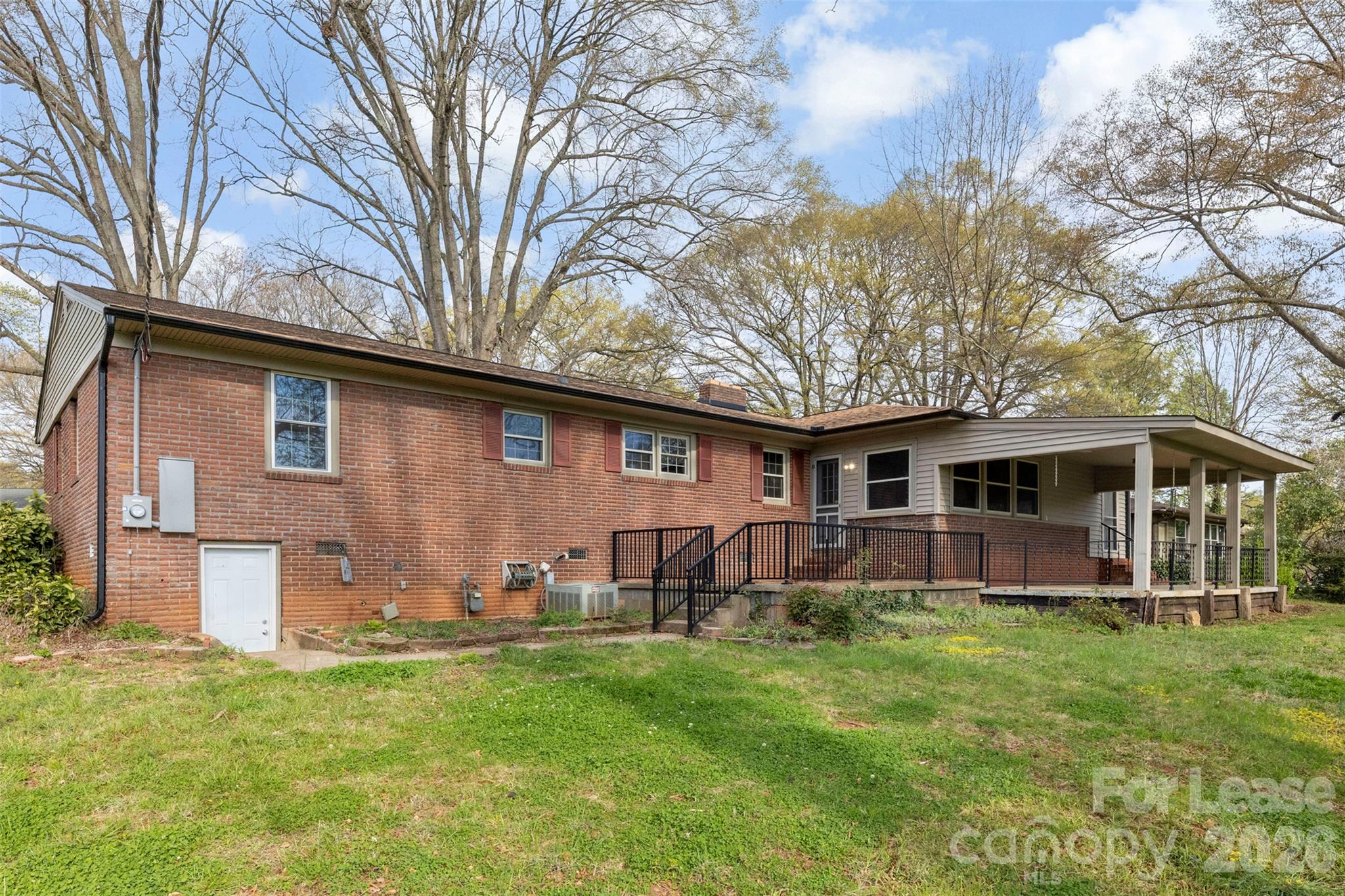 Single Family Residence at 420 Downey Place, Gastonia, photo 24 of 26