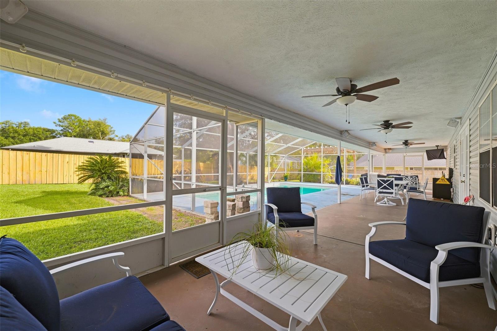 Patio - 3351 SE 55TH CT, OCALA