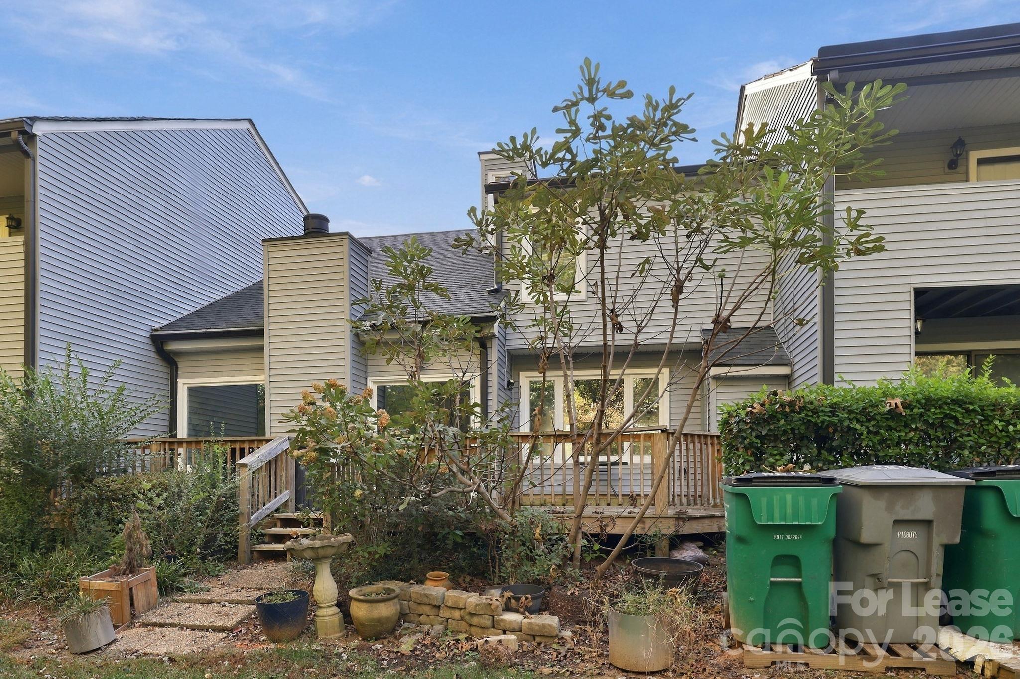 Townhouse at 6610 Point Comfort Lane, Charlotte, photo 10 of 37