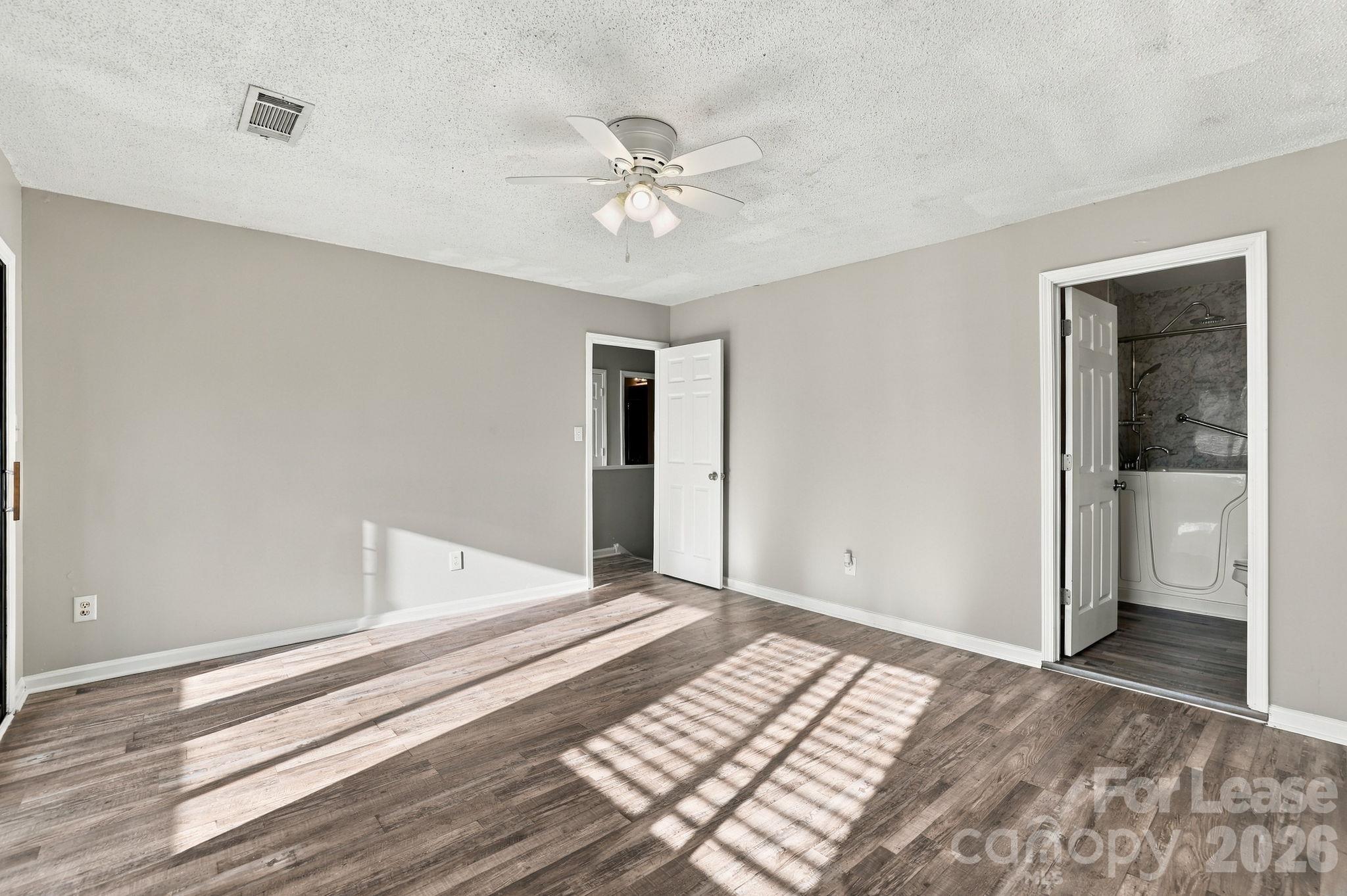 Townhouse at 6610 Point Comfort Lane, Charlotte, photo 13 of 37