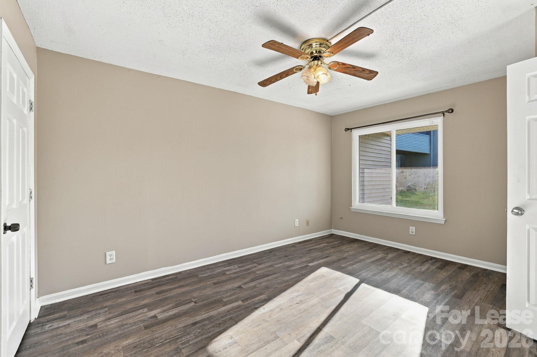 Townhouse at 6610 Point Comfort Lane, Charlotte, photo 22 of 37