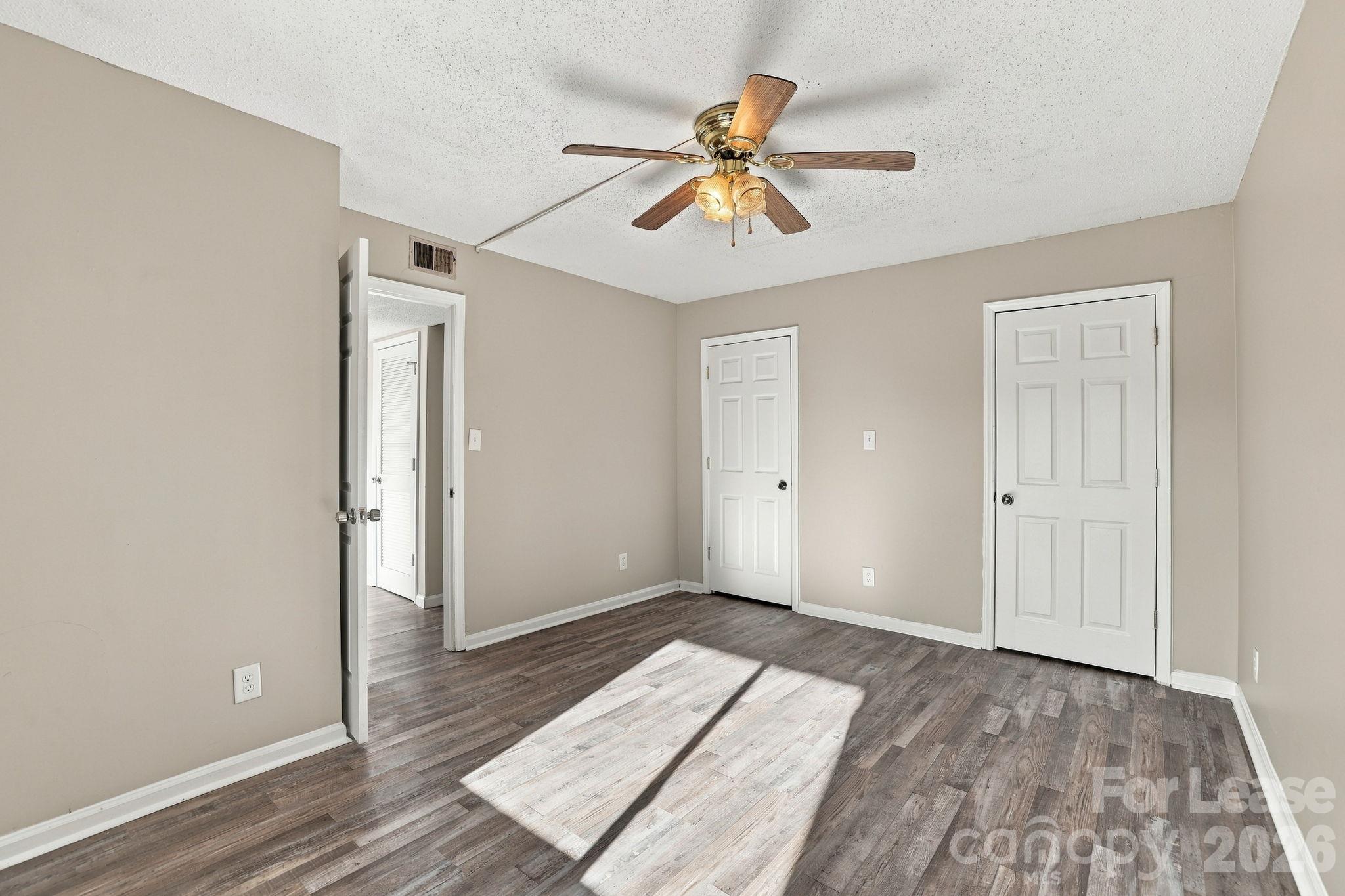 Townhouse at 6610 Point Comfort Lane, Charlotte, photo 23 of 37