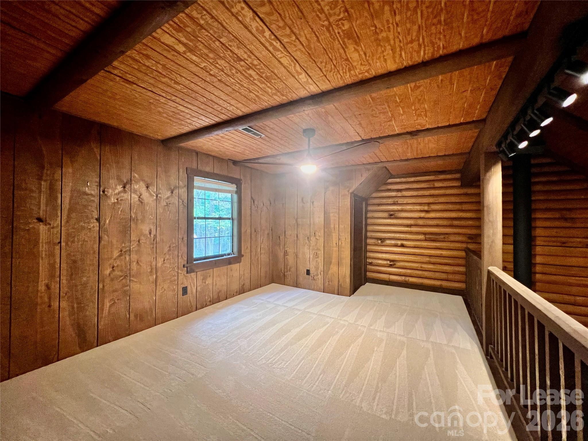 Single Family Residence at 6808 Linda Lake Drive, Charlotte, photo 19 of 29