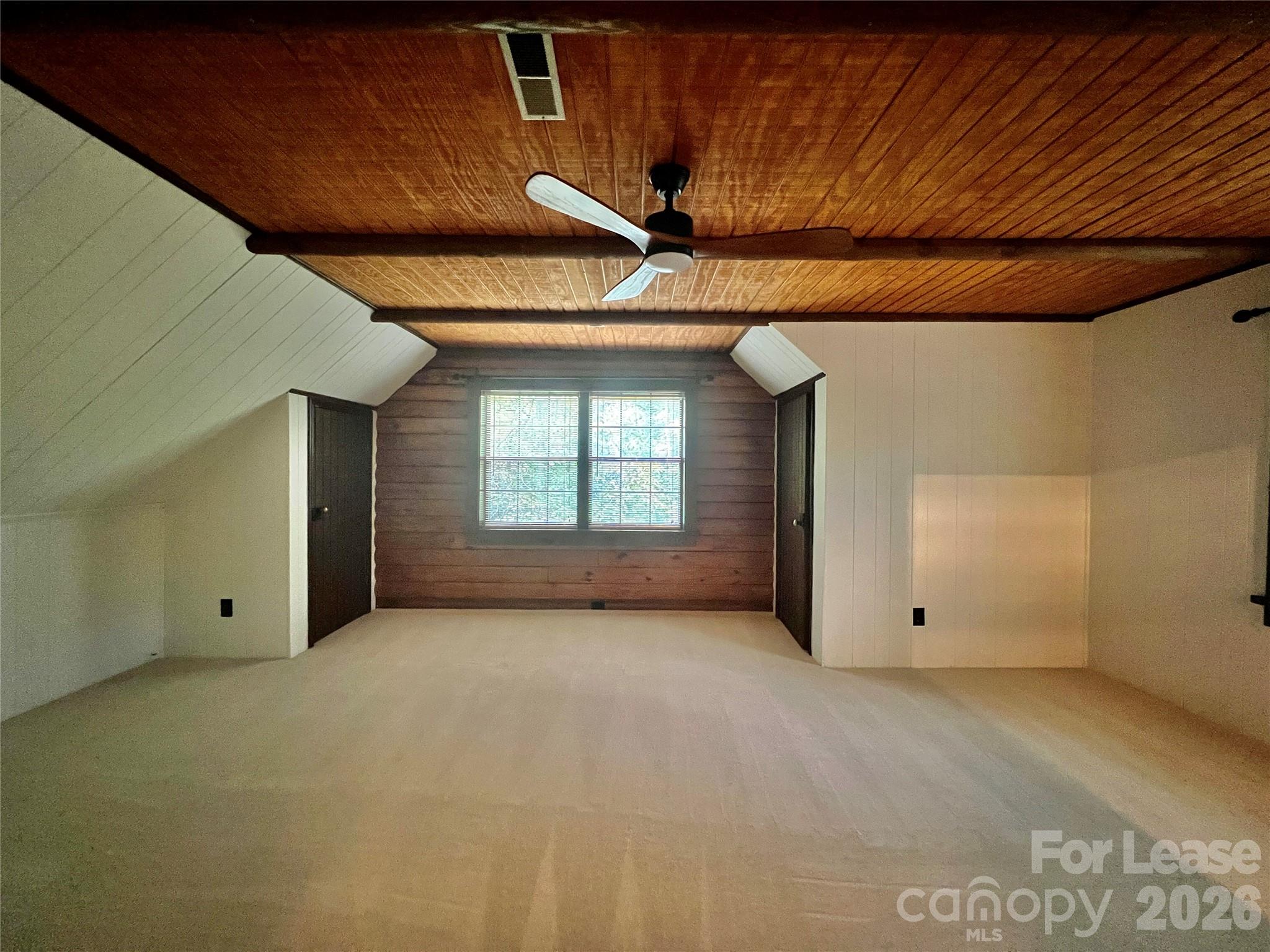 Single Family Residence at 6808 Linda Lake Drive, Charlotte, photo 22 of 29