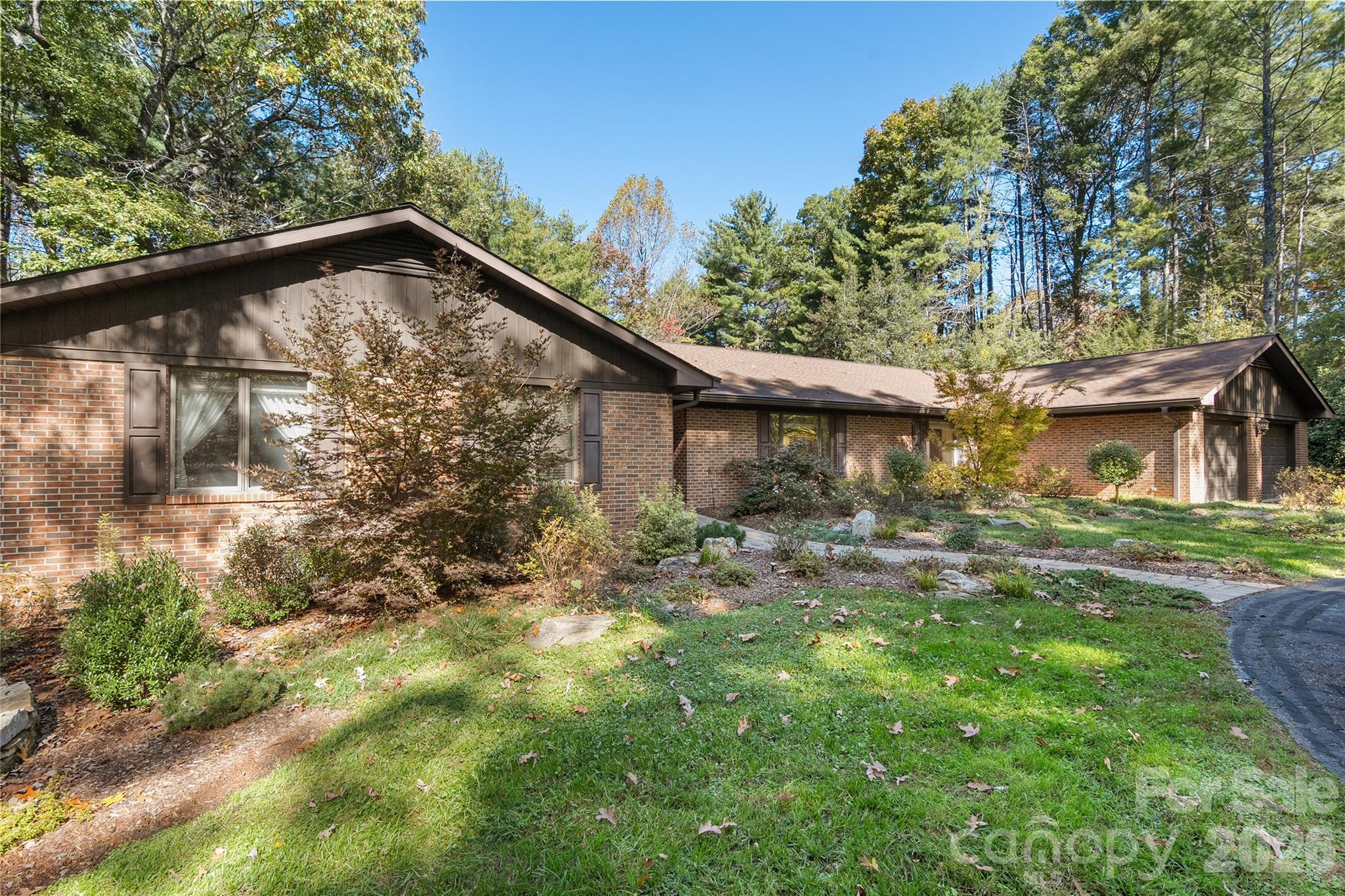Single Family Residence at 2505 Little River Road, Hendersonville, photo 2 of 31