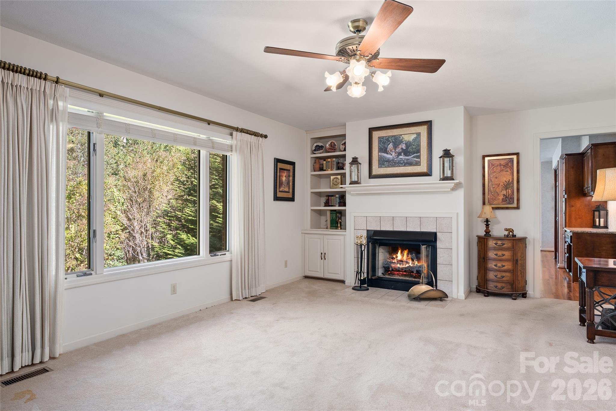 Family Room - 2505 Little River Road, Hendersonville