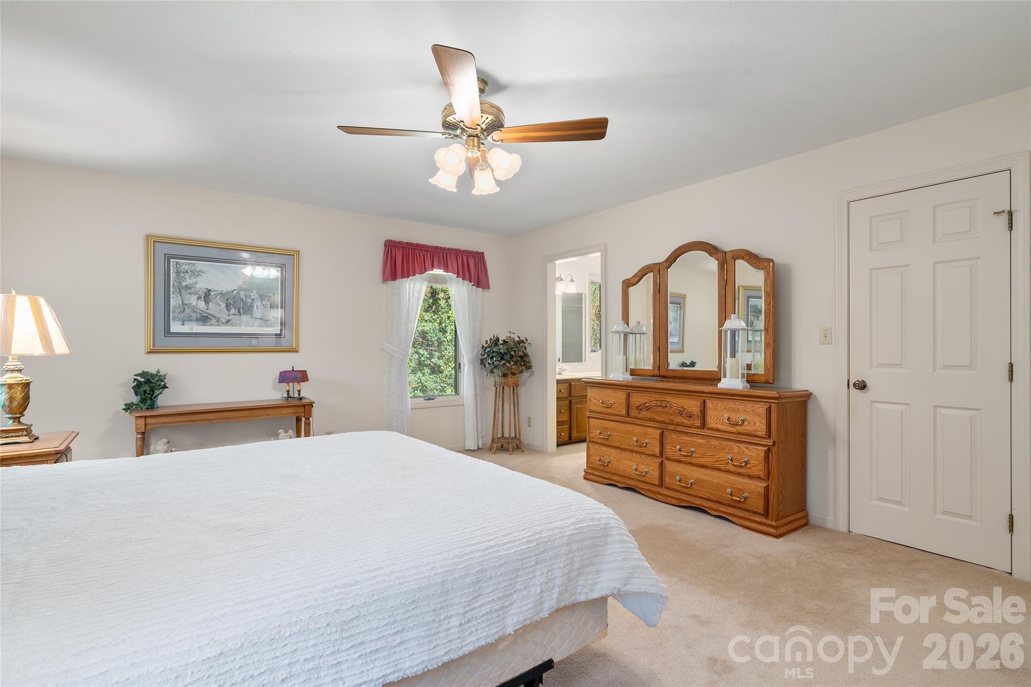 Single Family Residence at 2505 Little River Road, Hendersonville, photo 22 of 31