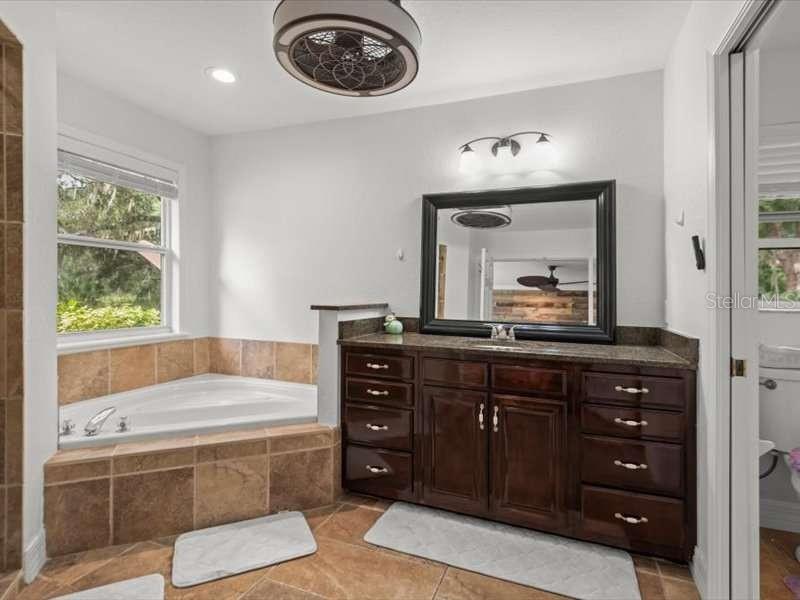 Single Family Residence at 15210 WATERLINE RD, BRADENTON, photo 35 of 64