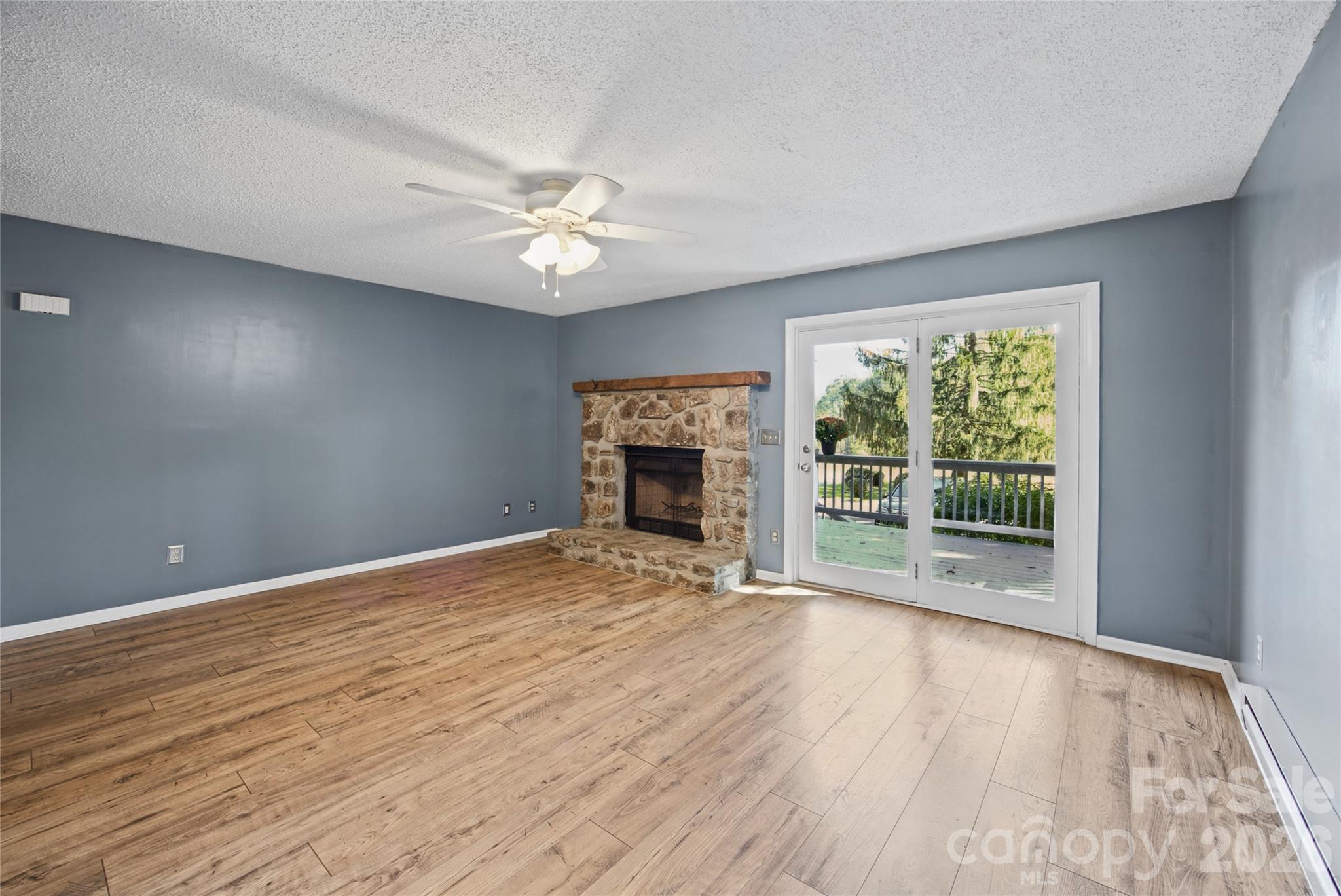 Townhouse at 85 Wildflower Lane, Waynesville, photo 6 of 21