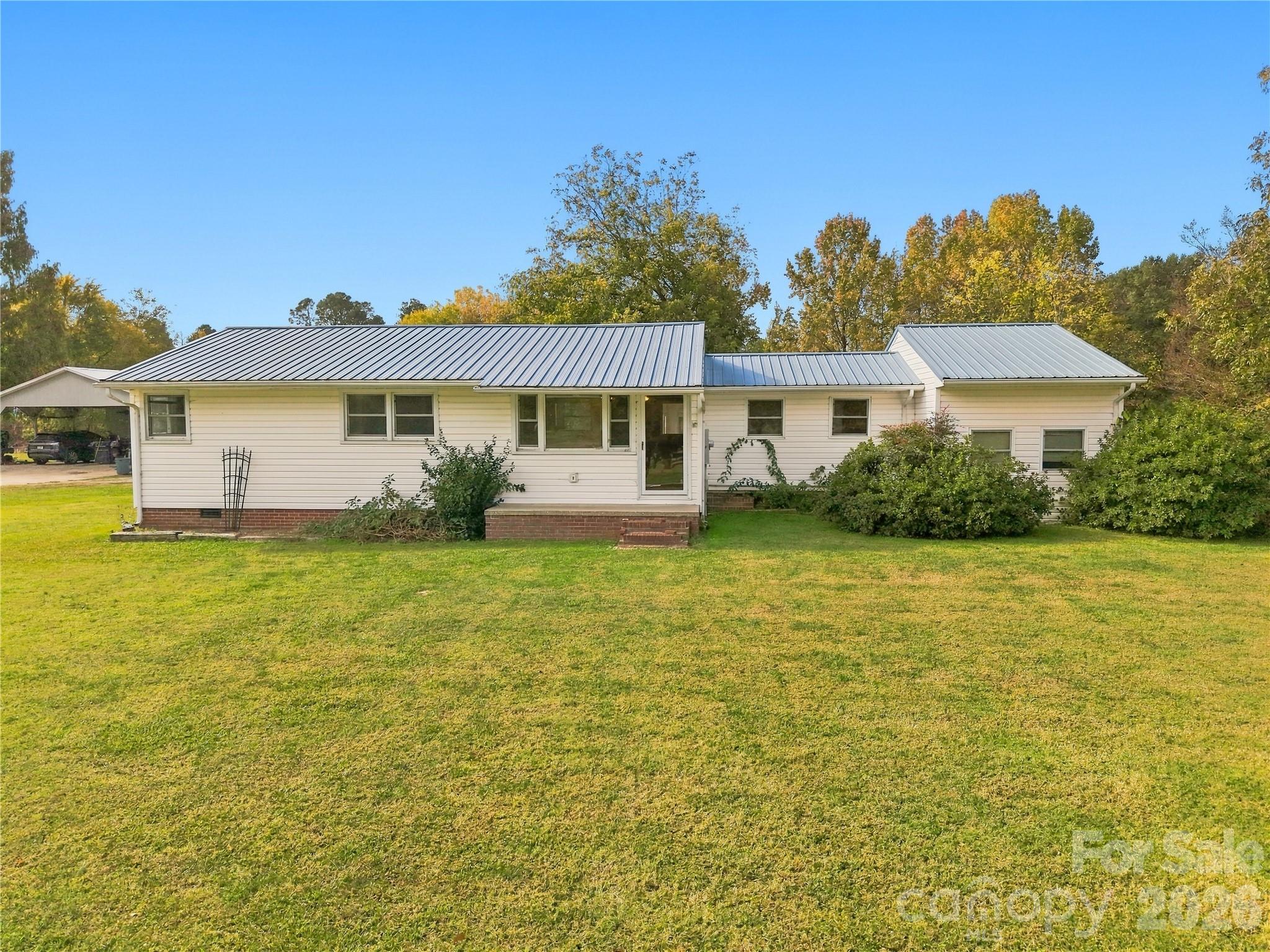 Single Family Residence at 335 Plank Road, Wadesboro, photo 6 of 48