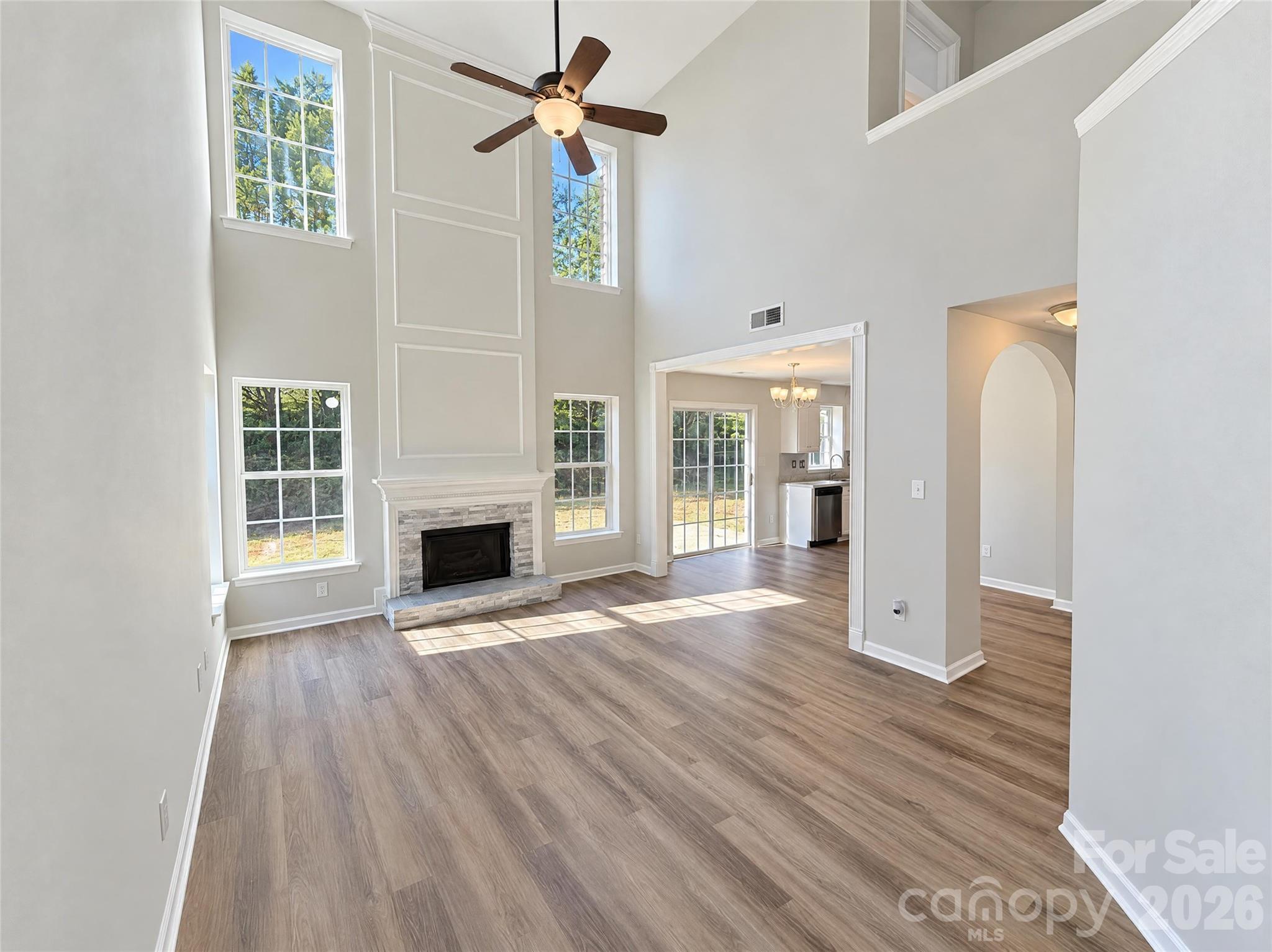 Single Family Residence at 10809 Northgate Trail Drive, Charlotte, photo 3 of 29