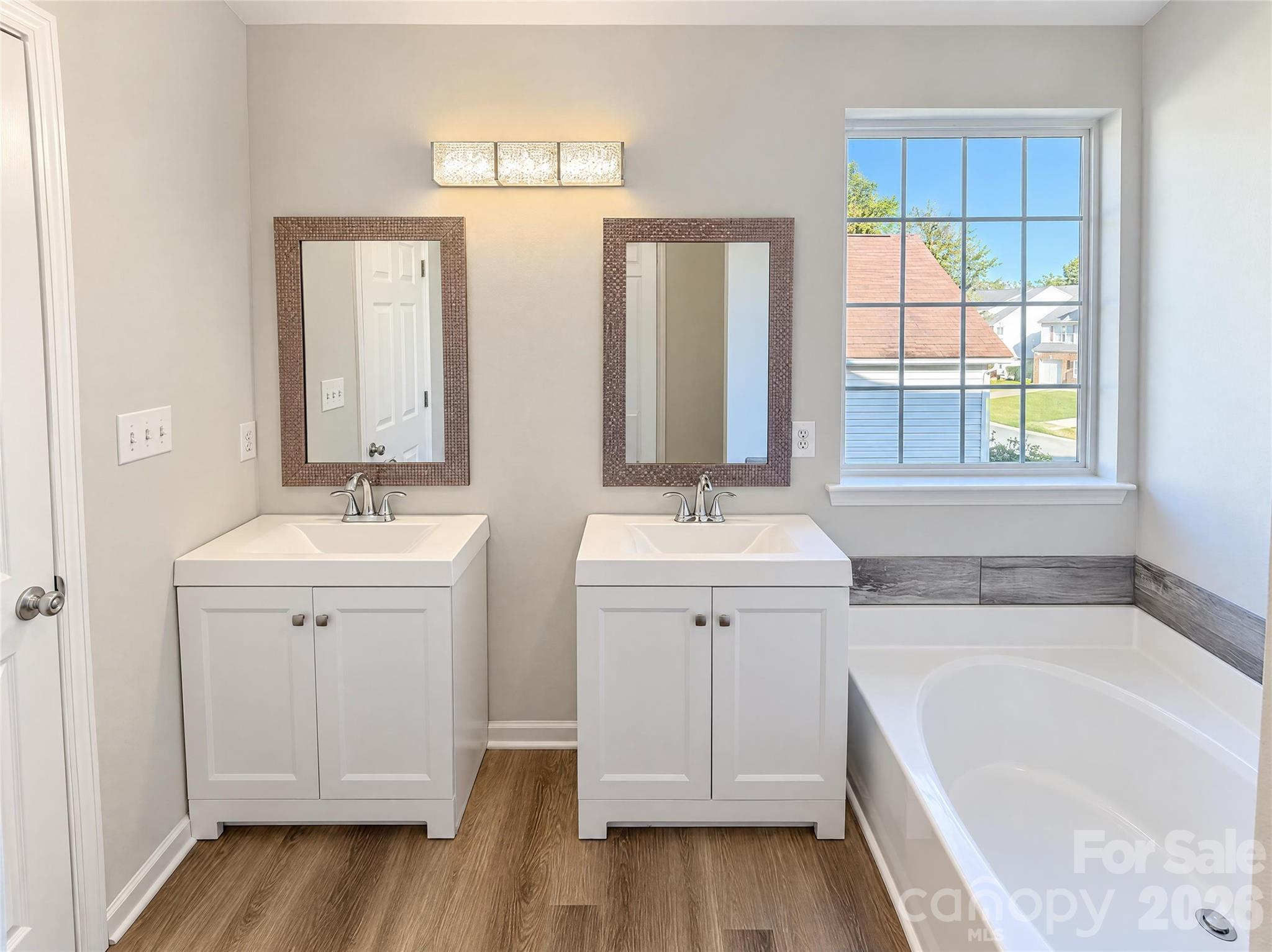 Single Family Residence at 10809 Northgate Trail Drive, Charlotte, photo 16 of 29