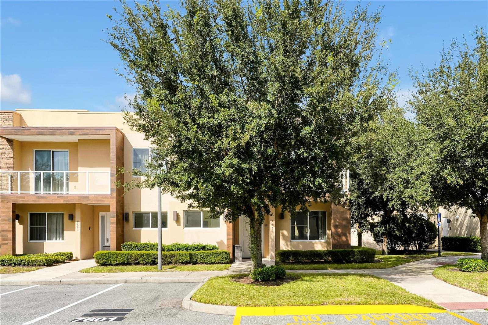 Townhouse at 7601 RECIFE DR, KISSIMMEE, photo 2 of 49