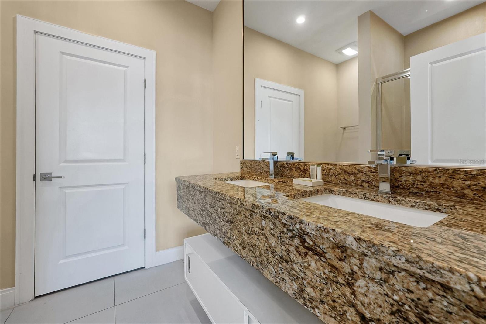 Townhouse at 7601 RECIFE DR, KISSIMMEE, photo 28 of 49