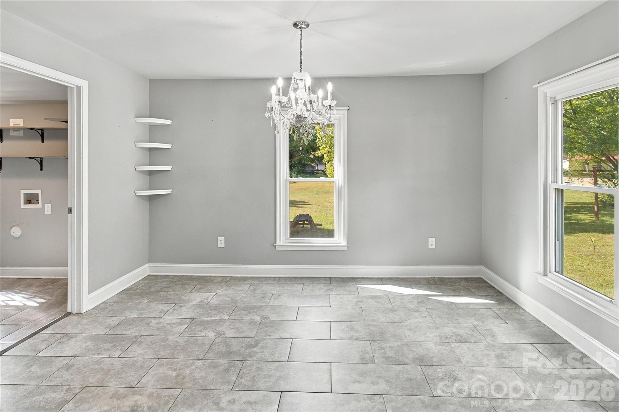 Dining area - 609 Little Texas Road, Kannapolis