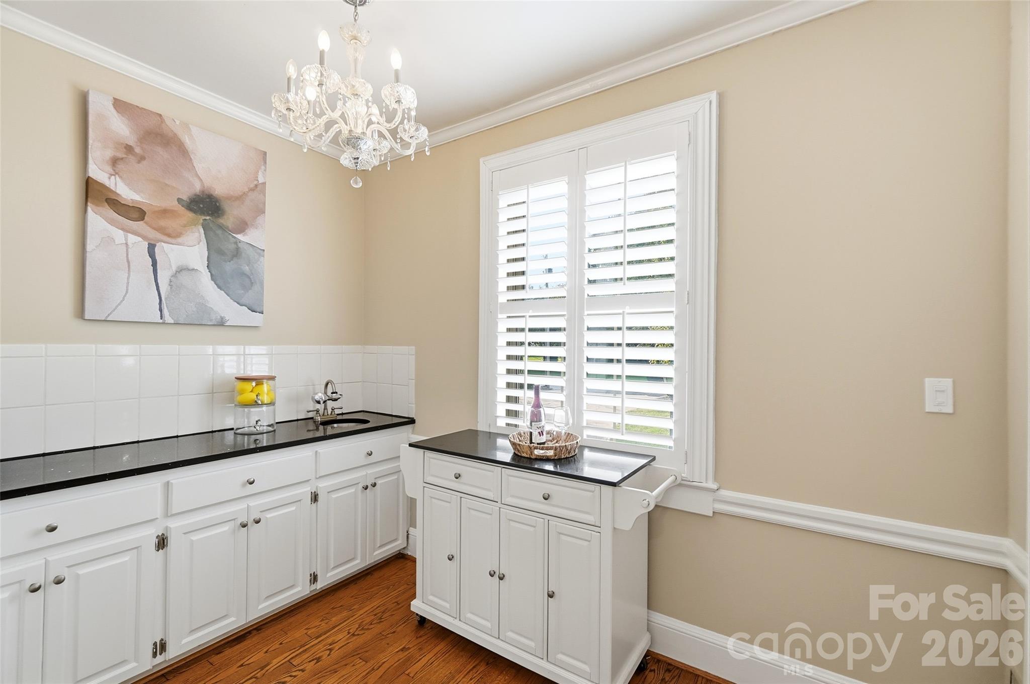 Single Family Residence at 15 Circle Drive, Belmont, photo 10 of 48