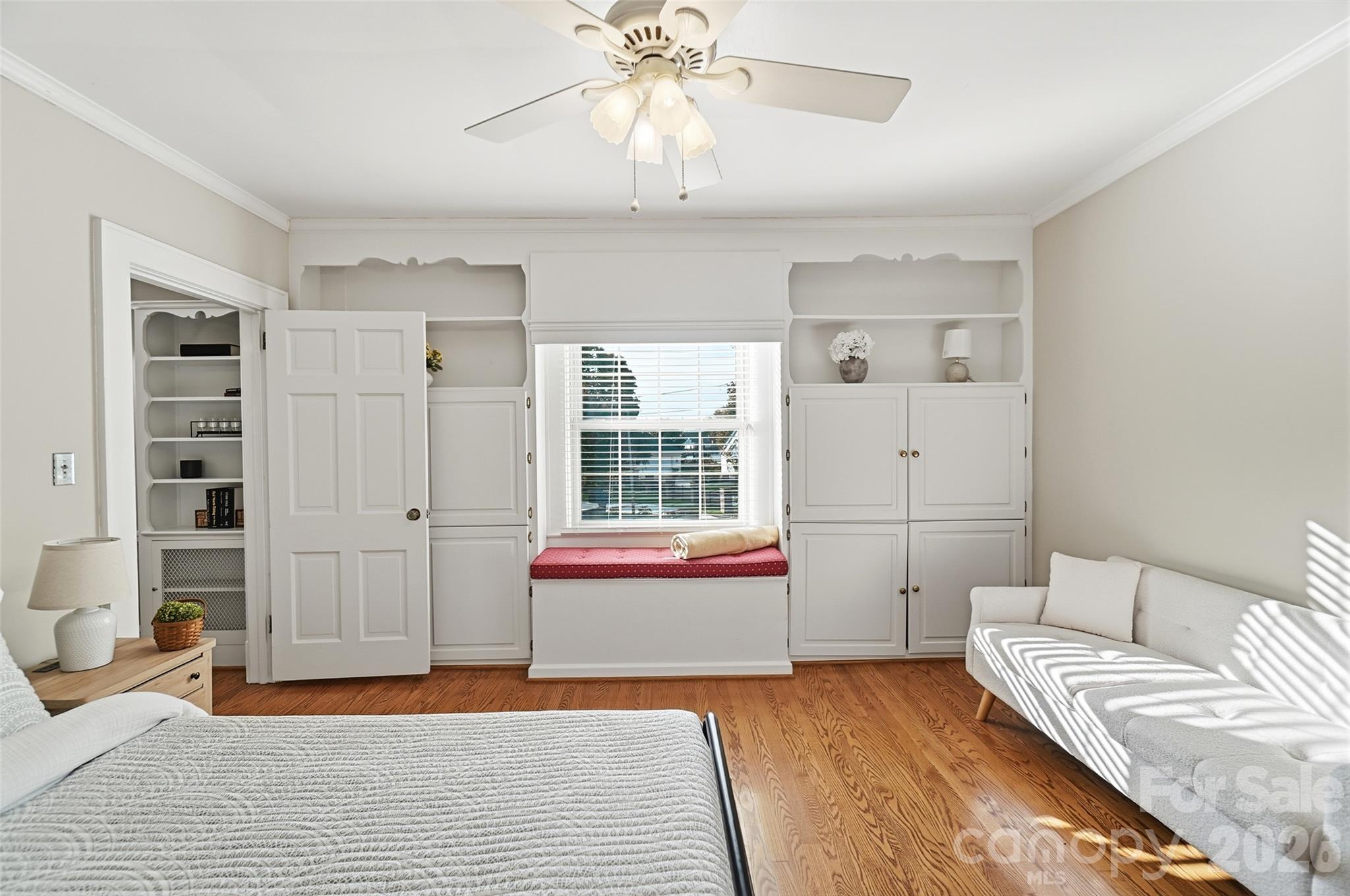 Single Family Residence at 15 Circle Drive, Belmont, photo 20 of 48
