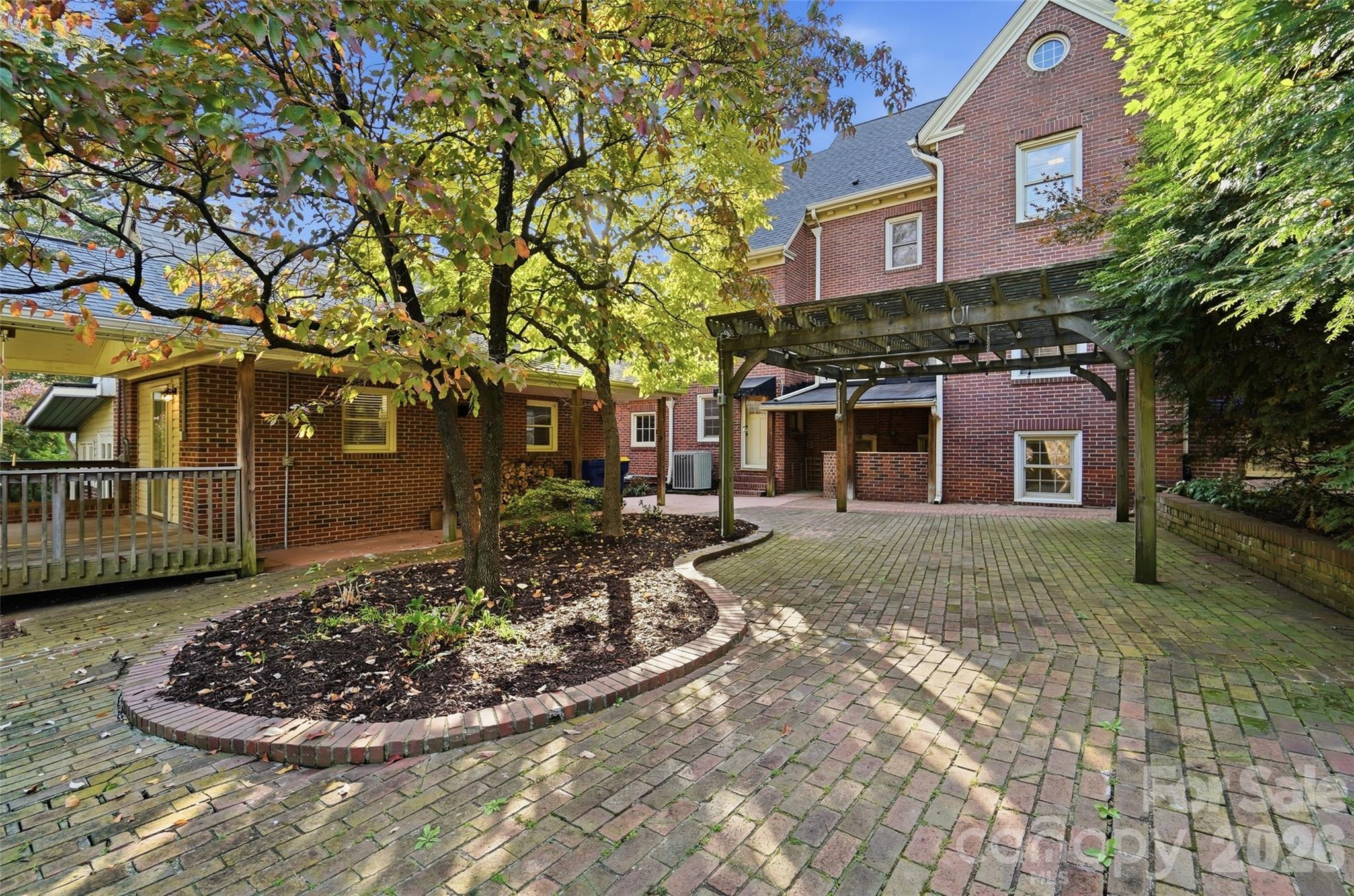 Single Family Residence at 15 Circle Drive, Belmont, photo 37 of 48