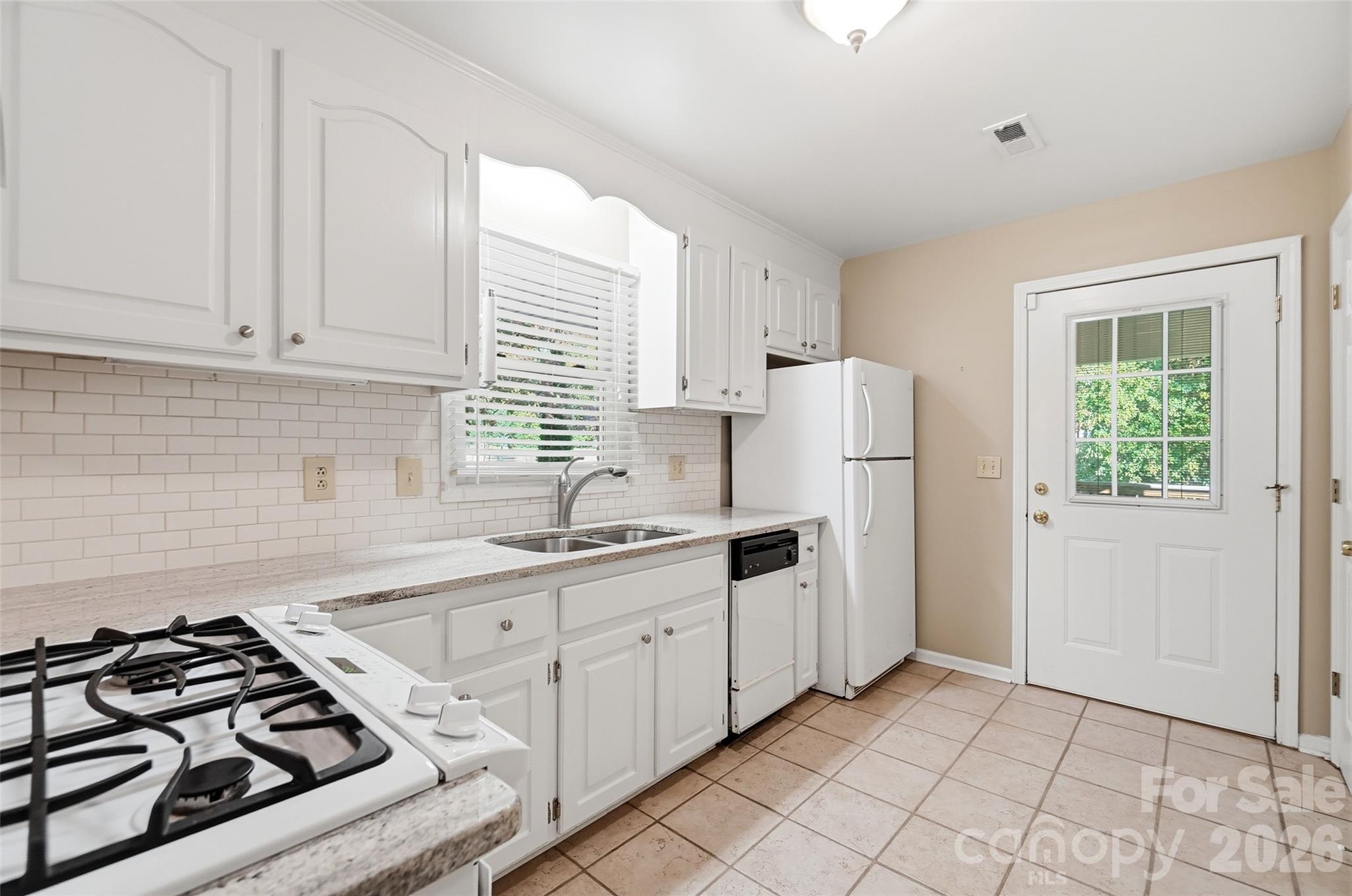 Single Family Residence at 15 Circle Drive, Belmont, photo 42 of 48