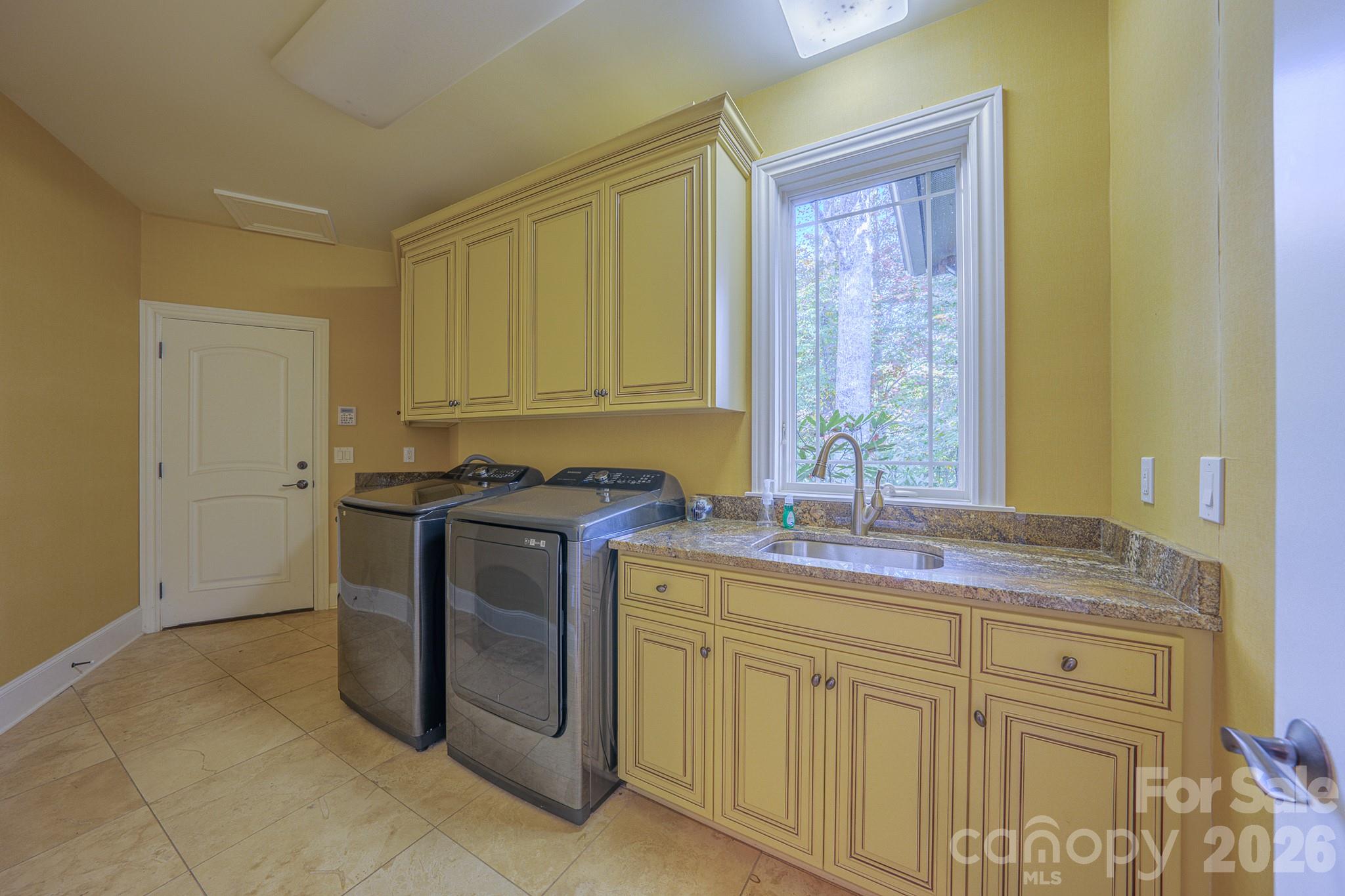 Single Family Residence at 46 North Ridge Lane, Newland, photo 39 of 45