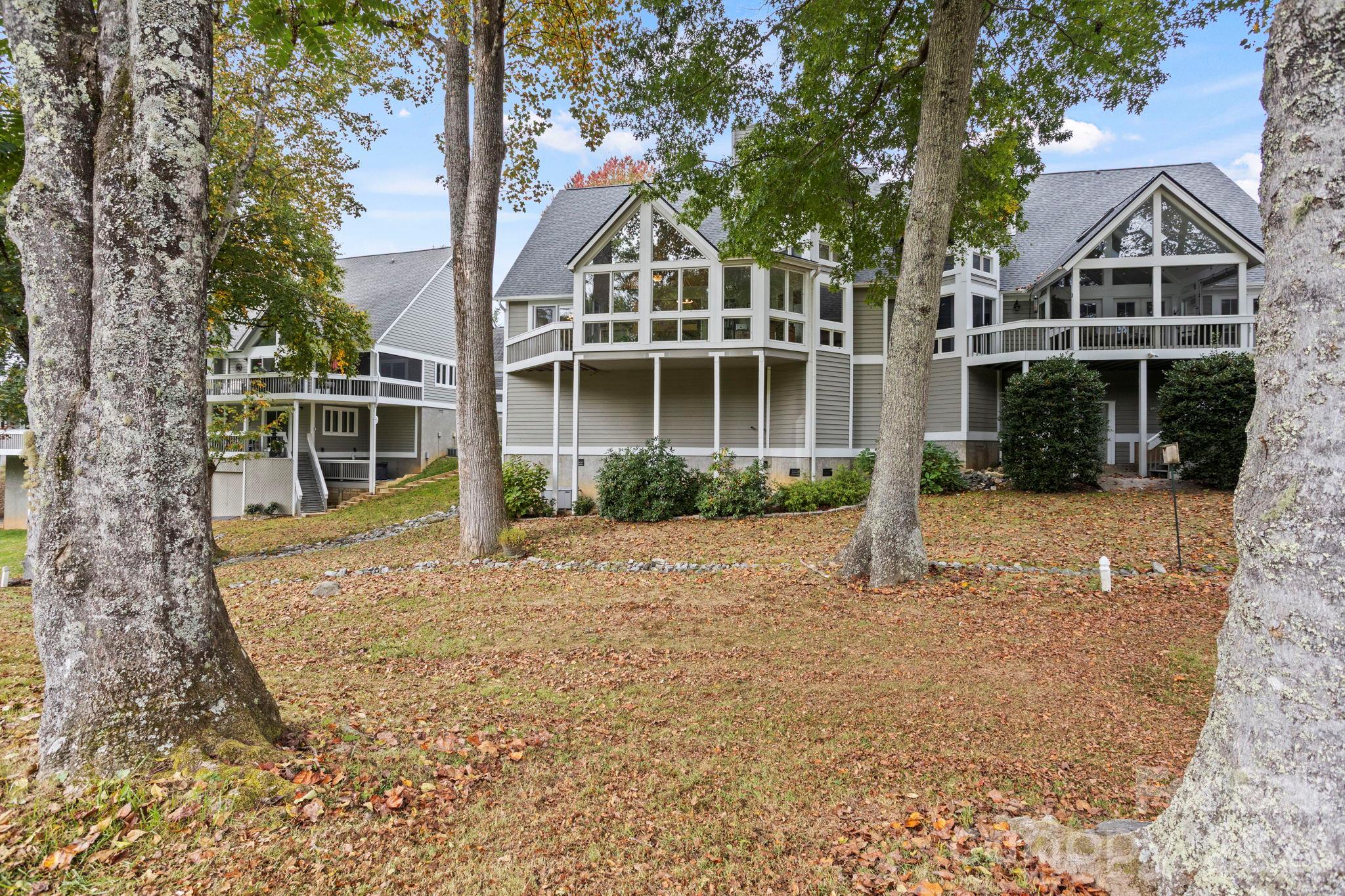 Condominium at 126 Overlook Drive, Flat Rock, photo 43 of 46