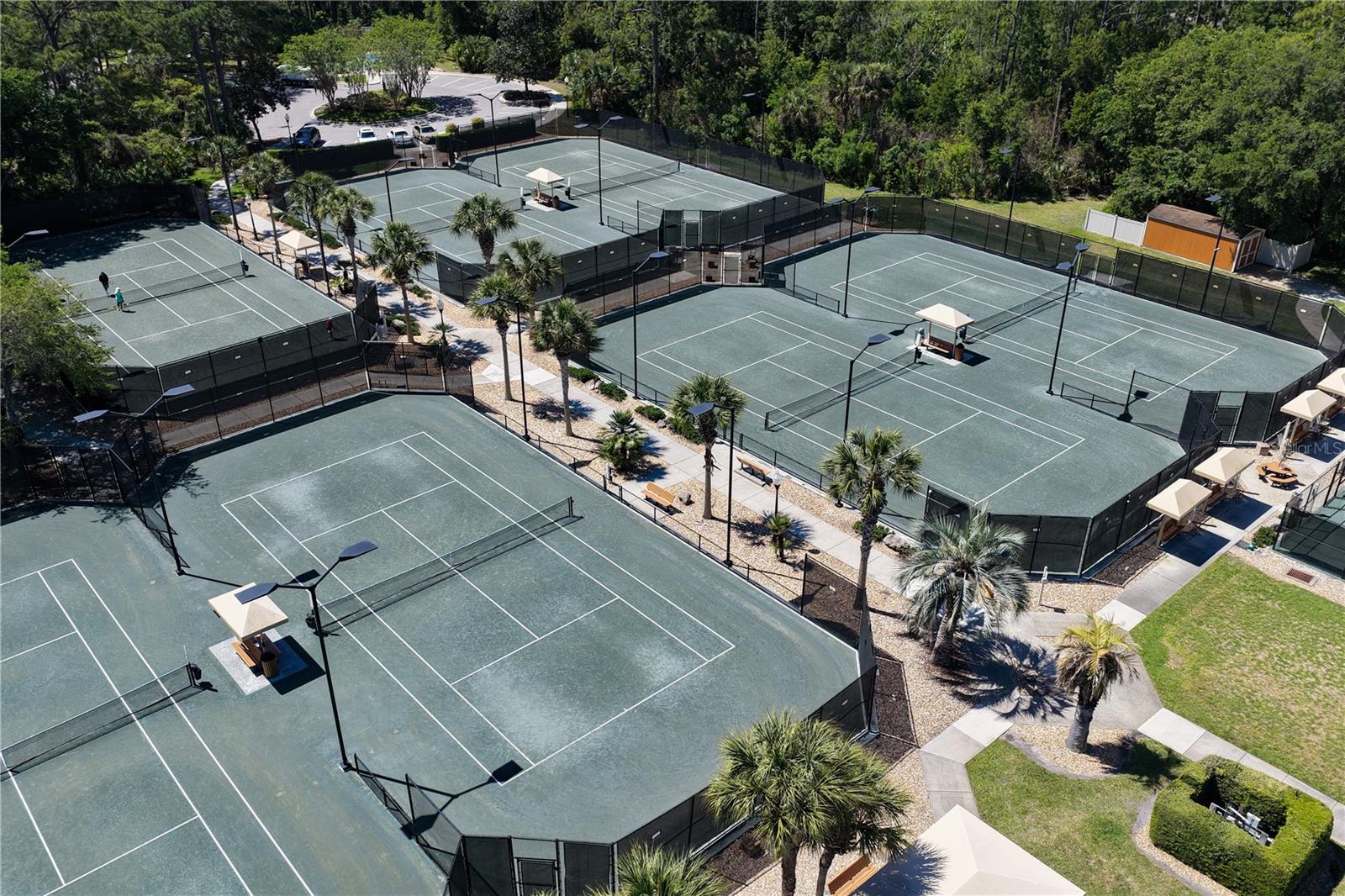Several tennis and pickle ball courts - 202 WILLOW OAK WAY, PALM COAST