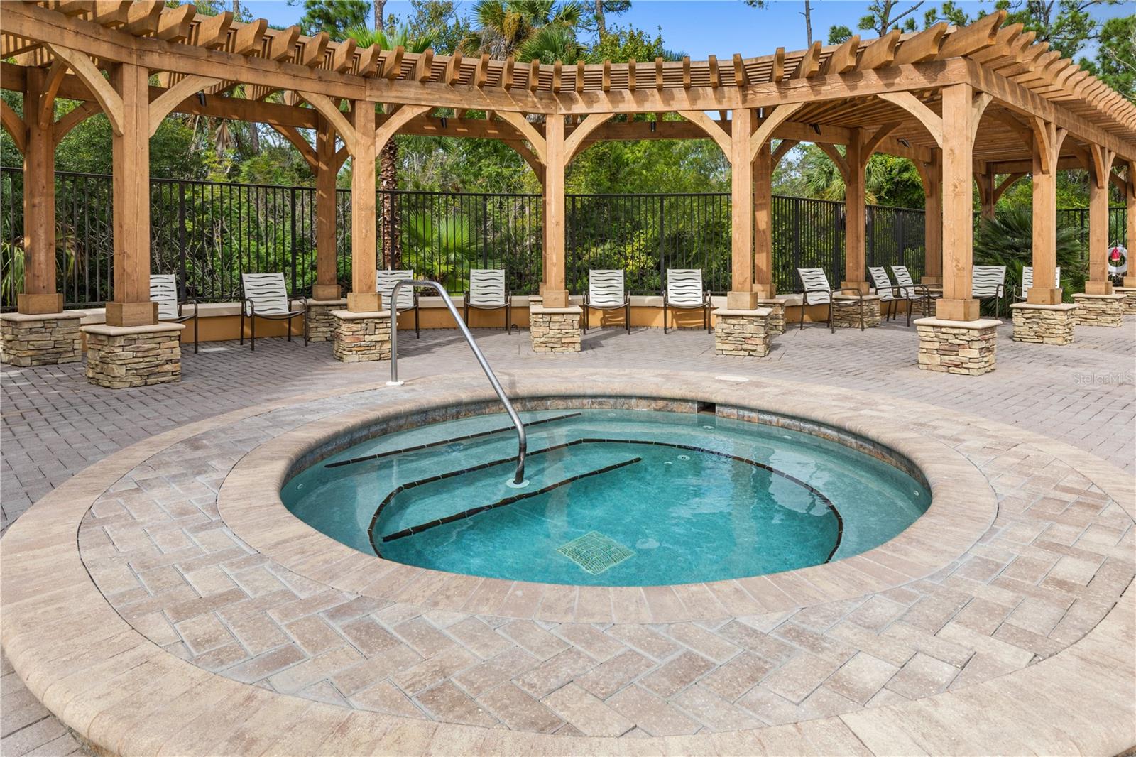 Hot tub - 202 WILLOW OAK WAY, PALM COAST