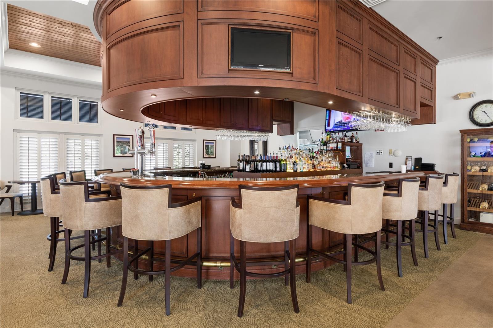 Golf clubhouse restaurant and bar - 202 WILLOW OAK WAY, PALM COAST