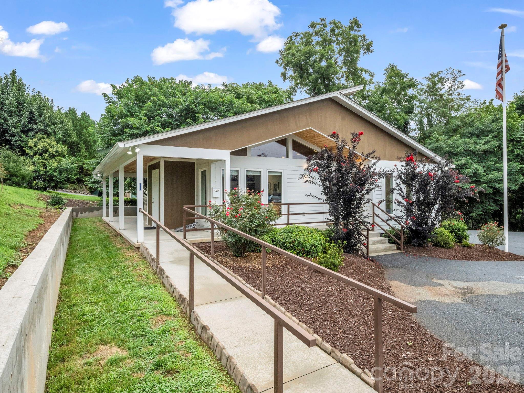 Office at 147 E Court Street, Rutherfordton, photo 5 of 40