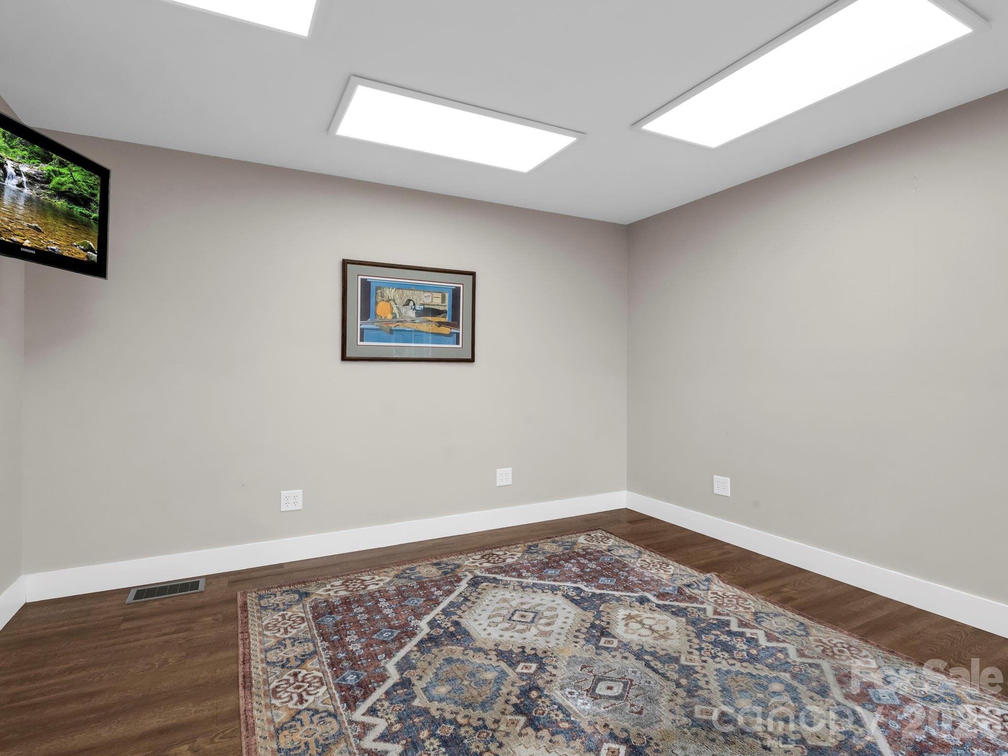 Office at 147 E Court Street, Rutherfordton, photo 6 of 40