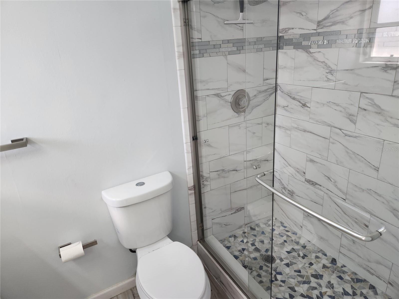 Villa at 6954 W COUNTRY CLUB DR N, SARASOTA, photo 14 of 22