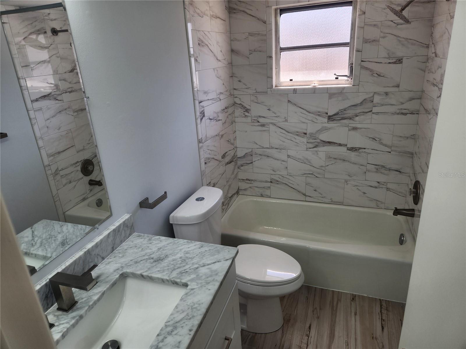 Villa at 6954 W COUNTRY CLUB DR N, SARASOTA, photo 15 of 22