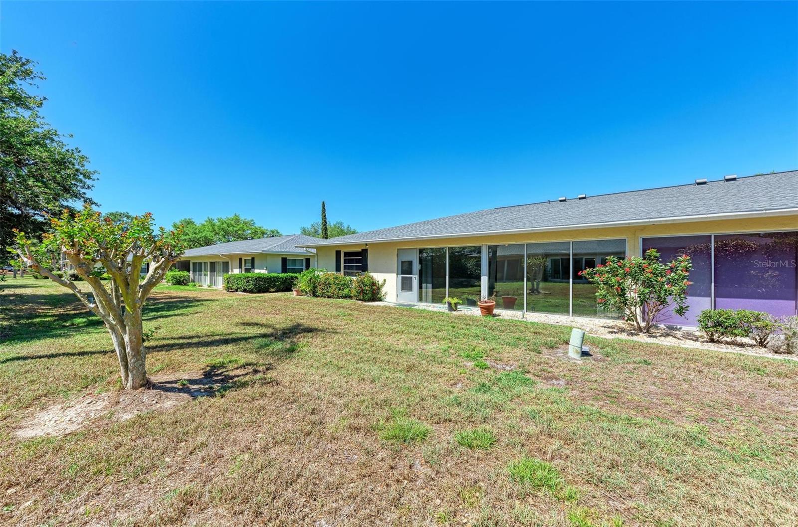 Villa at 6954 W COUNTRY CLUB DR N, SARASOTA, photo 22 of 22