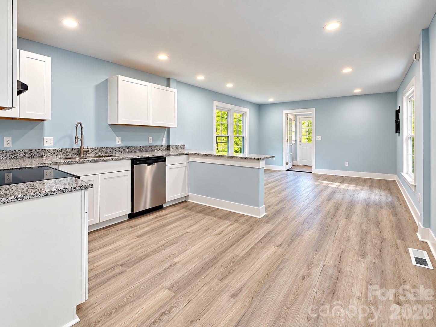 Single Family Residence at 523 Oakwood Avenue, Albemarle, photo 9 of 20