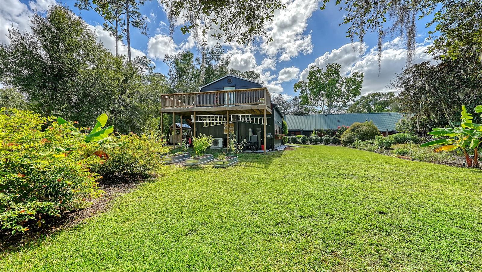 Single Family Residence at 10604 OAK RUN DR, BRADENTON, photo 98 of 100