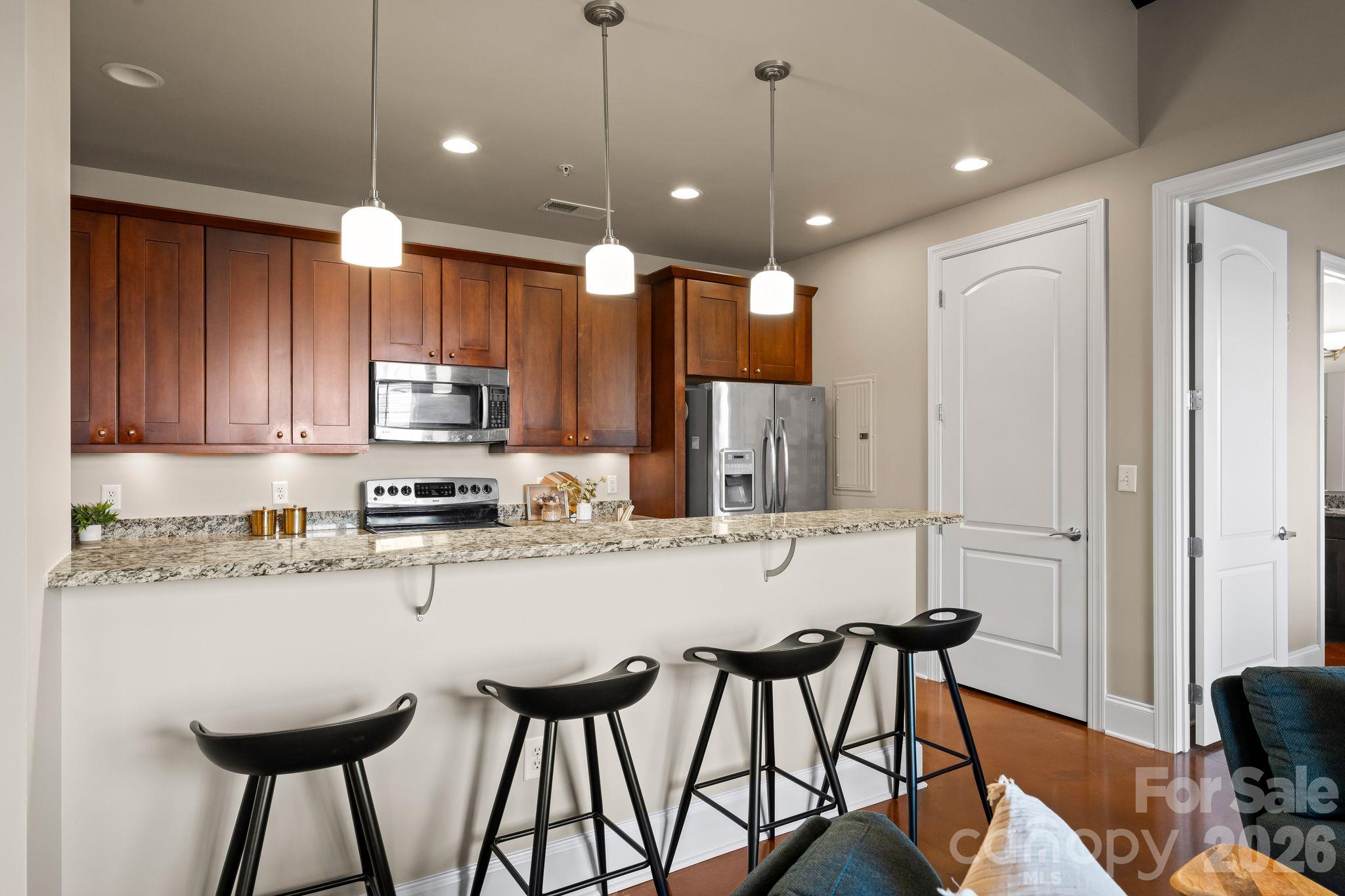 Condominium at 2338 Yadkin Avenue, Charlotte, photo 11 of 27