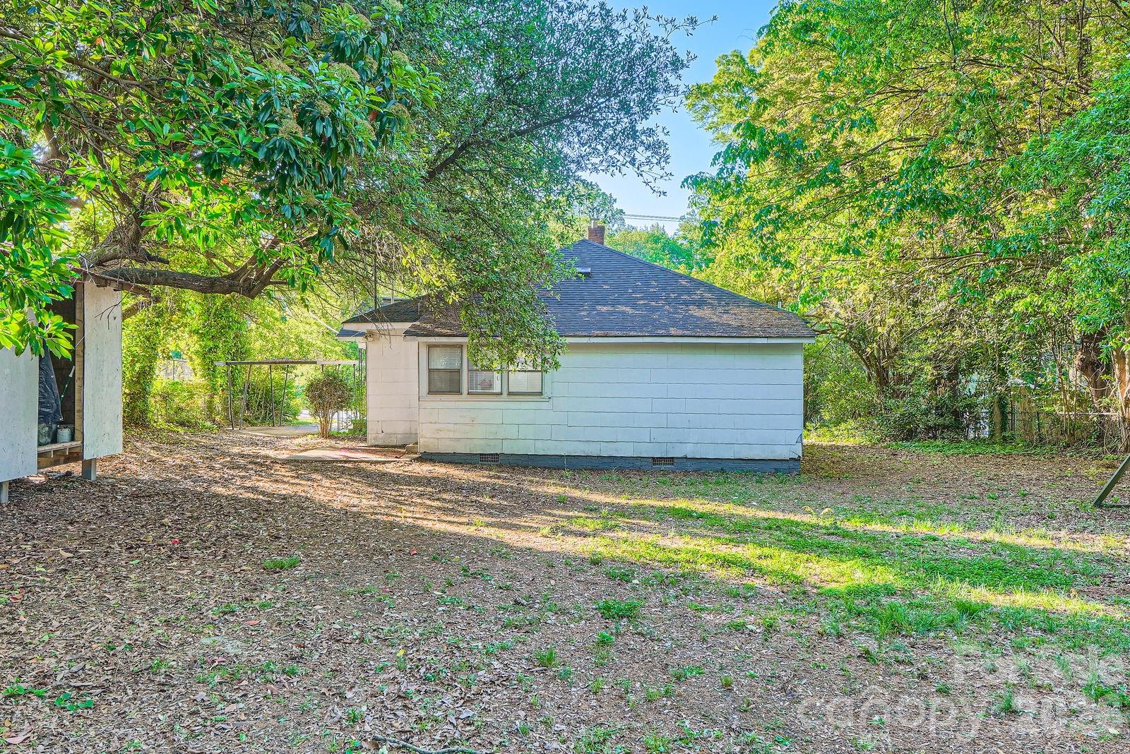 Single Family Residence at 828 Richard Avenue, Kannapolis, photo 21 of 24