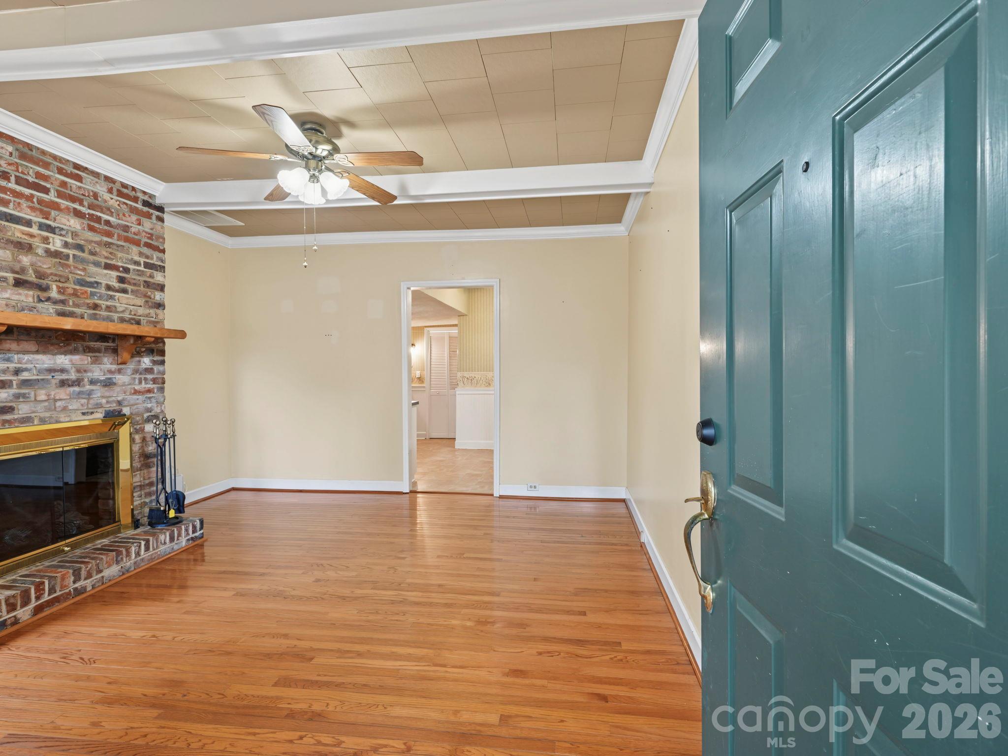 Single Family Residence at 548 Sunnyside Drive SE, Concord, photo 3 of 36