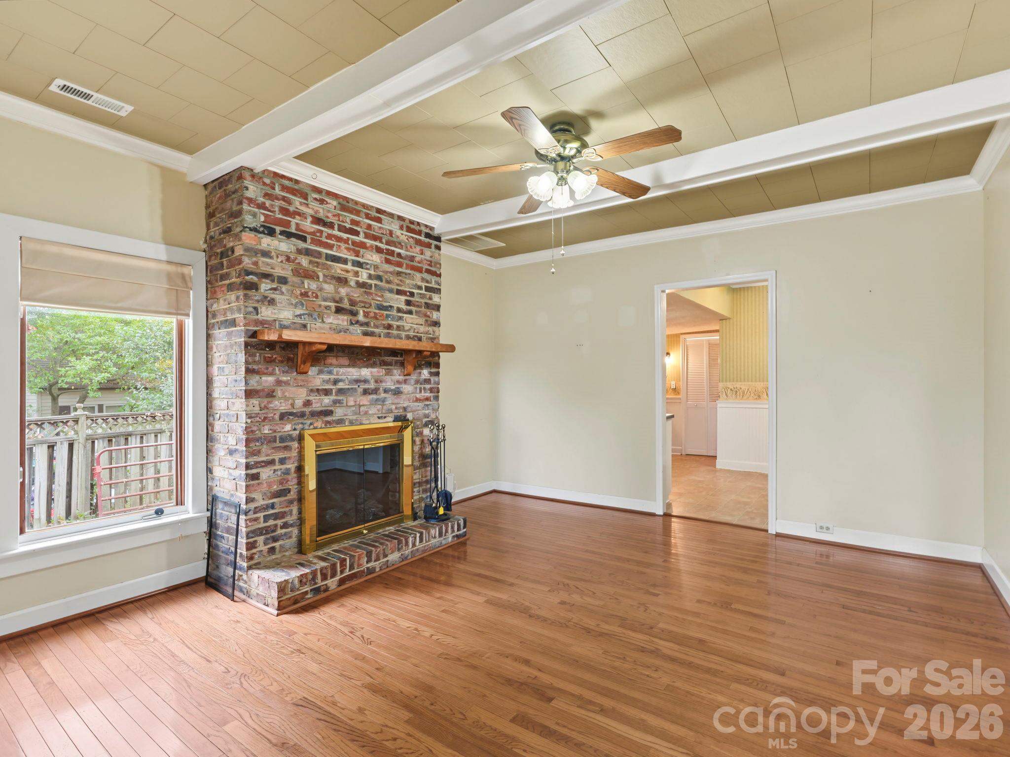 Single Family Residence at 548 Sunnyside Drive SE, Concord, photo 4 of 36