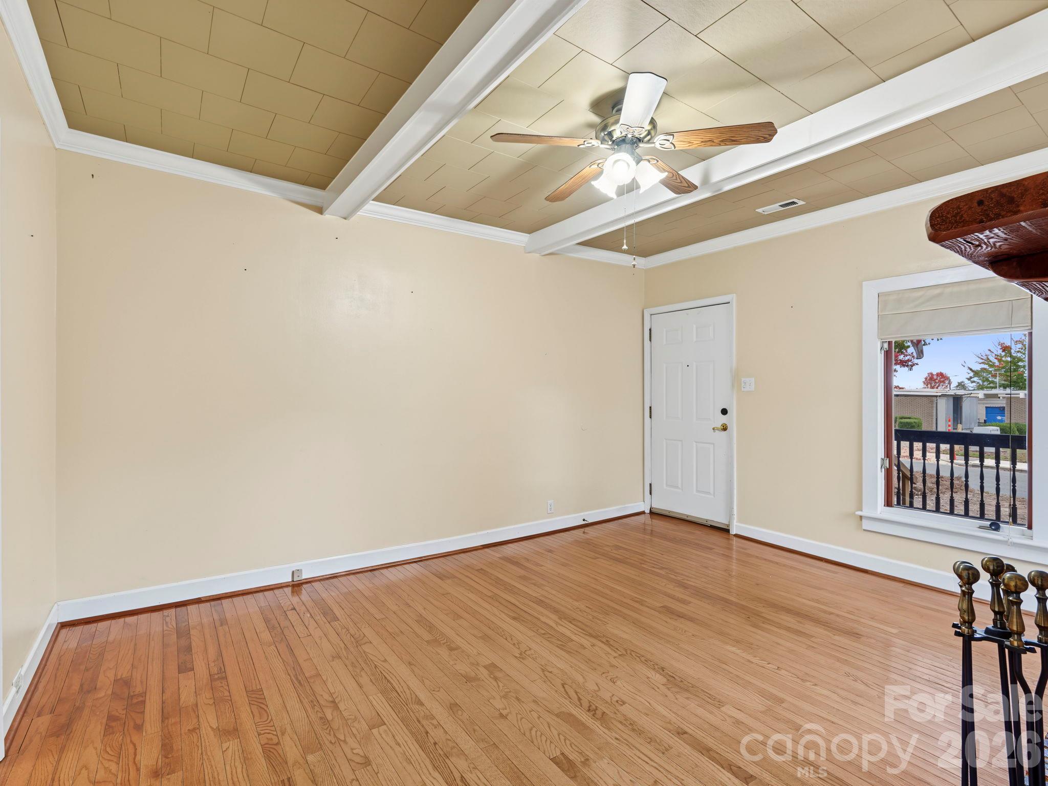 Single Family Residence at 548 Sunnyside Drive SE, Concord, photo 6 of 36